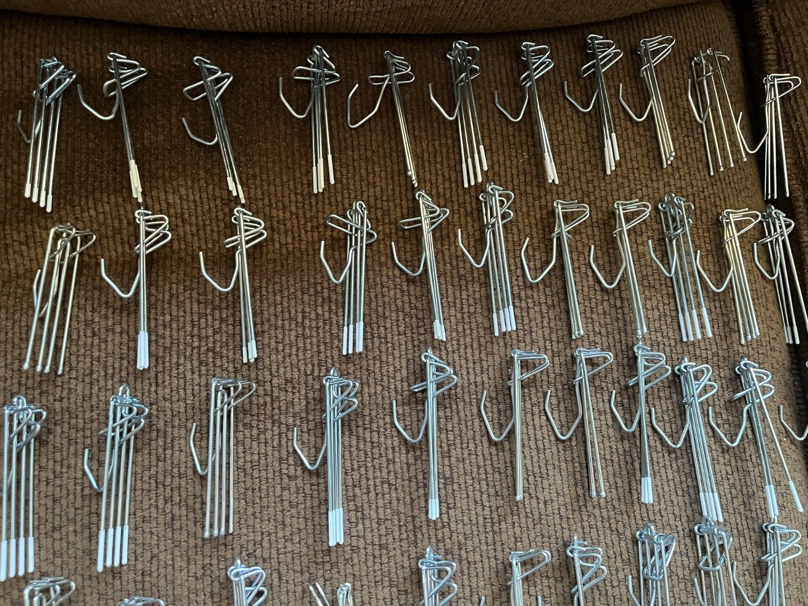 Lot of 76 Vintage 4 Prong Pleated Drapery Curtain Hooks 3″ – Used