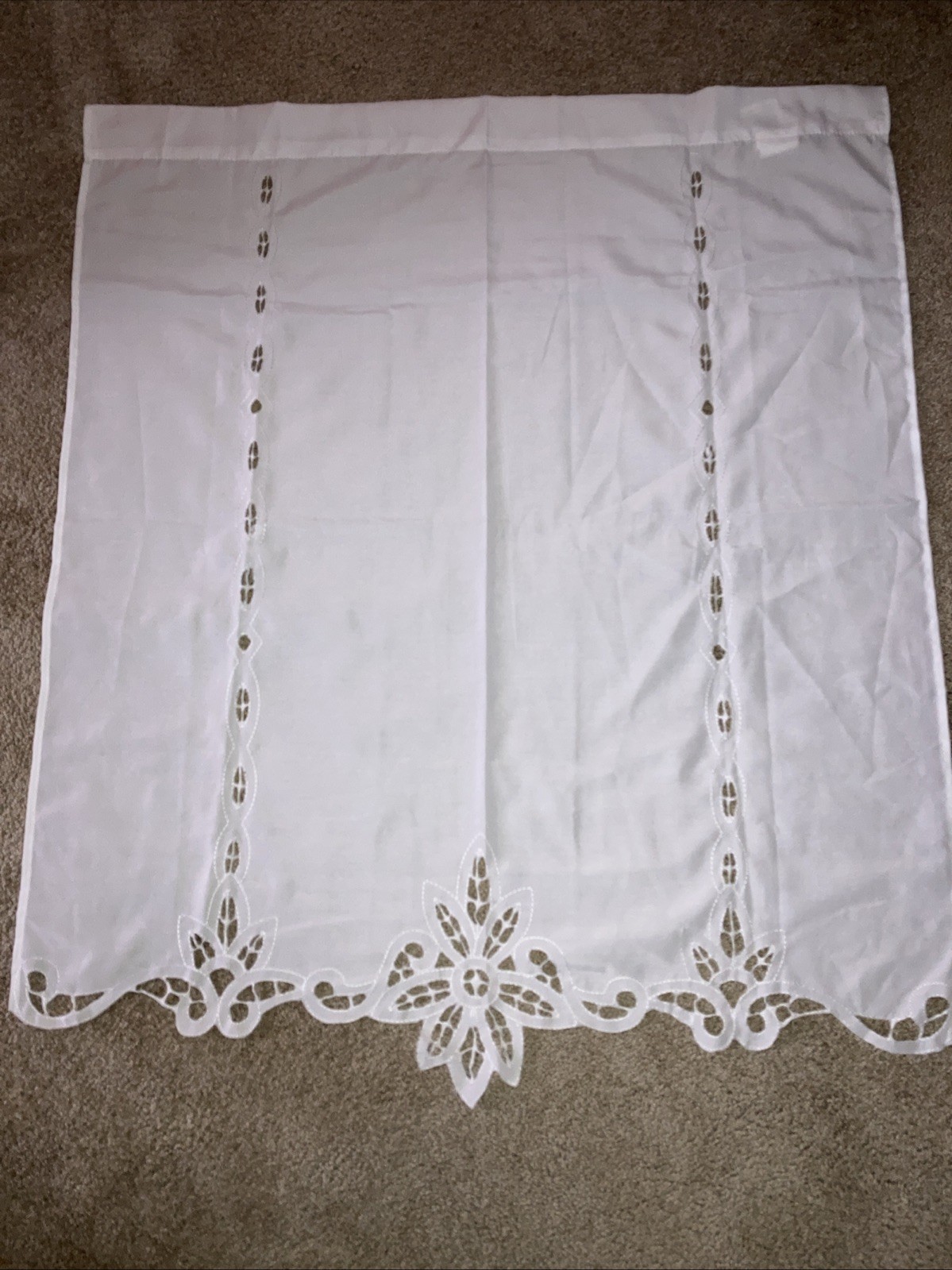 MAINSTAYS 3 PIECE SET WHITE 30×36 And 60×16 CURTAINS VALANCE BATTENBERG TIERS