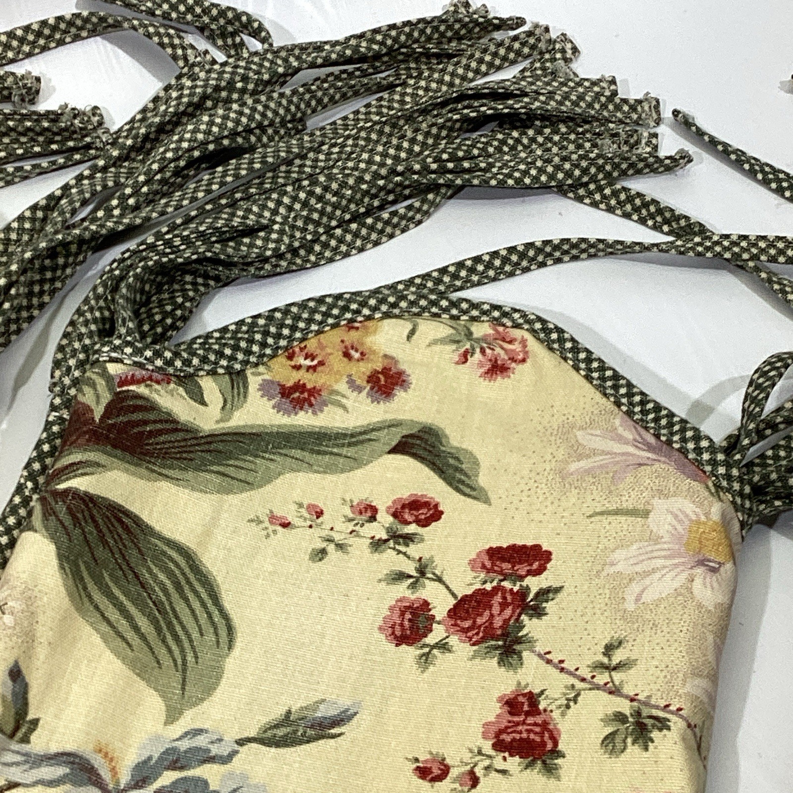 2 Waverly Devon Tie Top Valance Floral & Gingham 78”W 17″ L Dbl Scalloped RARE