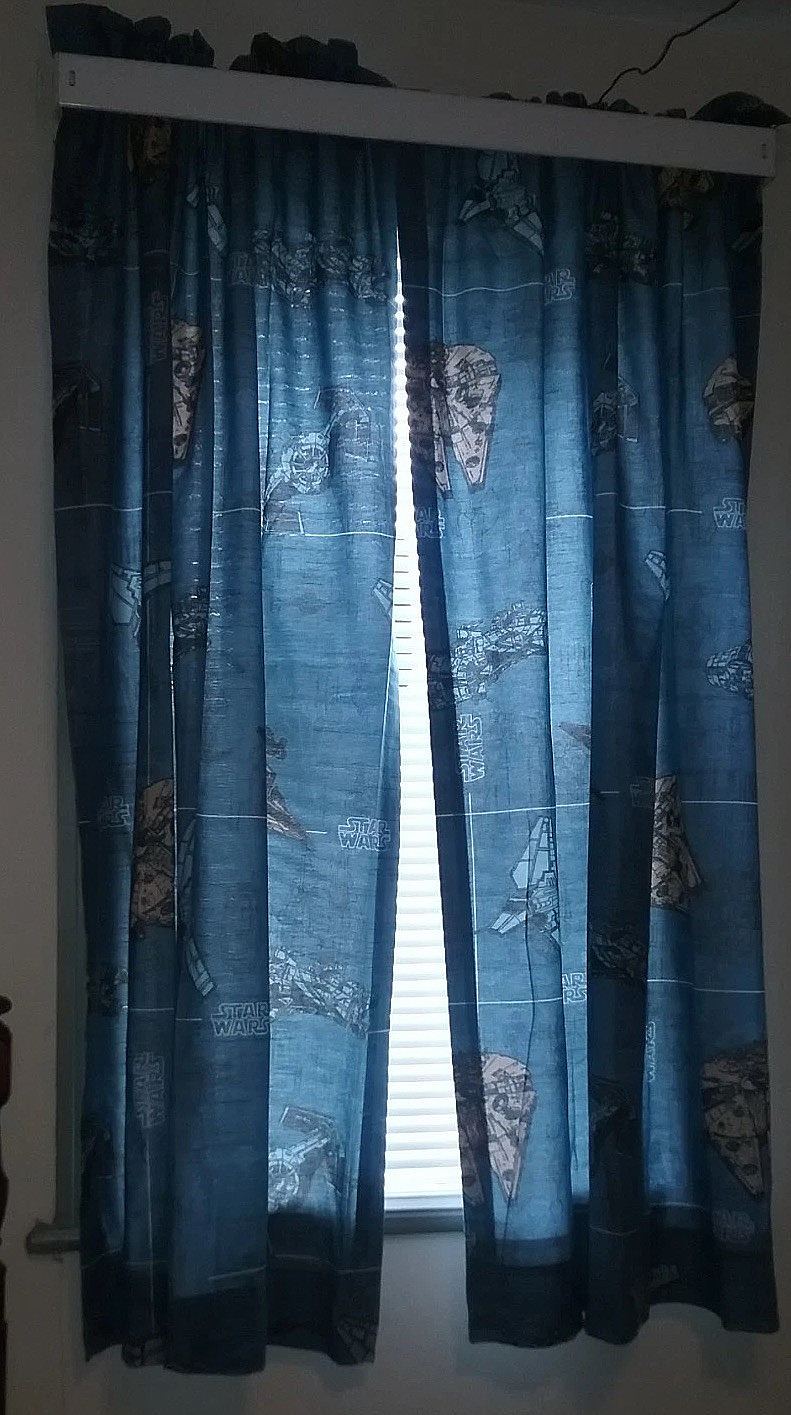 1997 Star Wars 2 Valance + 4 Panel Curtains Blue blueprint Millennium Falcon