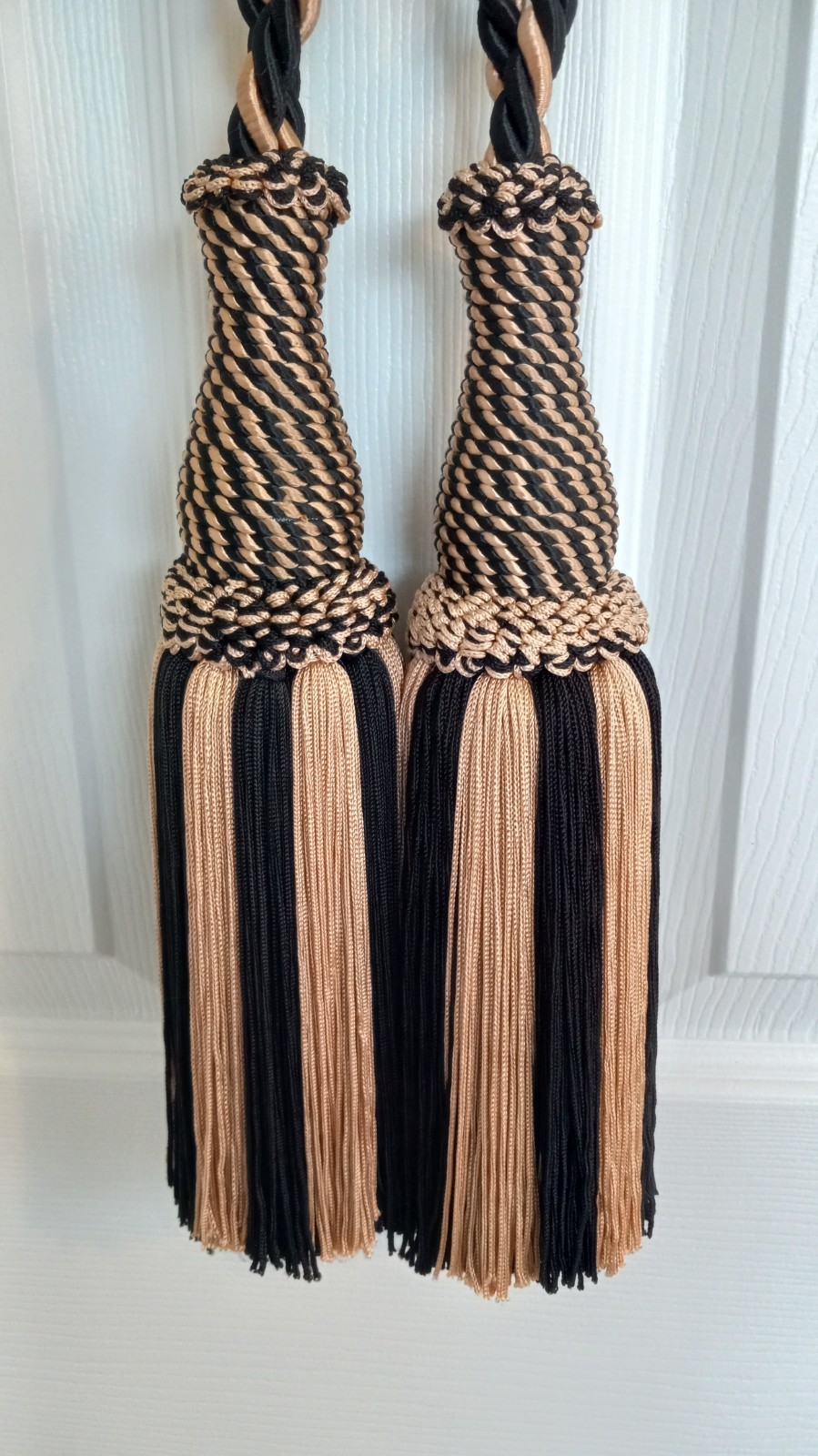 2 Large Heavy Twisted Rope Drapery Curtain Tie Backs Large Tassels Black & Gold
