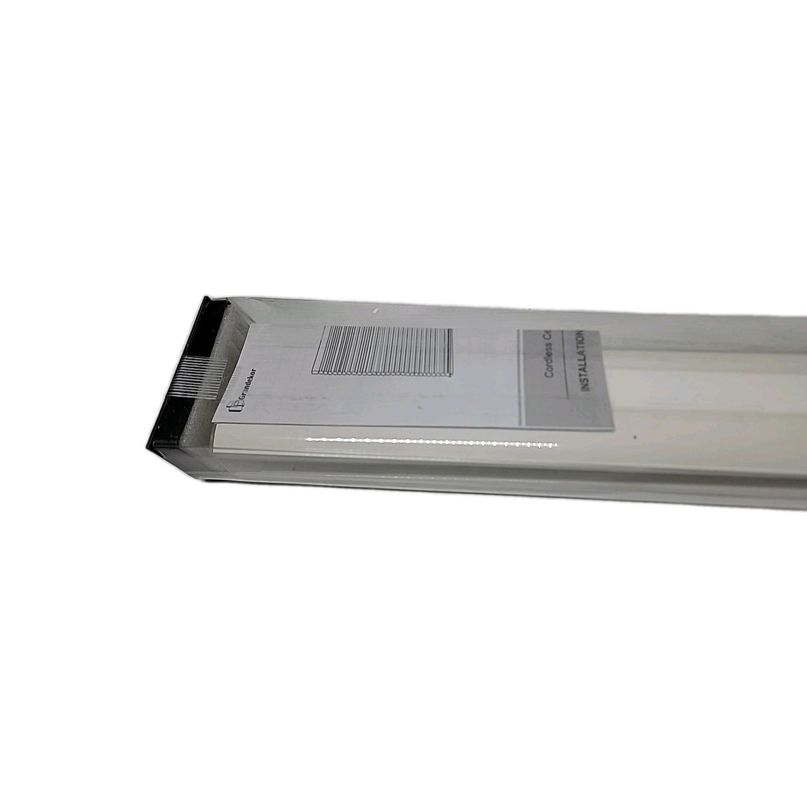 New Opened Grandekor Cellular Shades Blackout Cordless Cellular Blinds Honeycomb