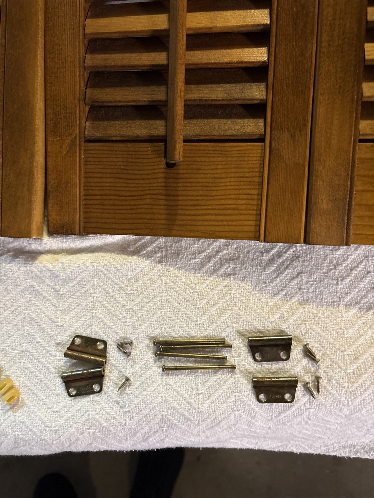 Vintage Plantation Window Shutters Set 19″x 15 1/4 “Wood Interior Louver Brown