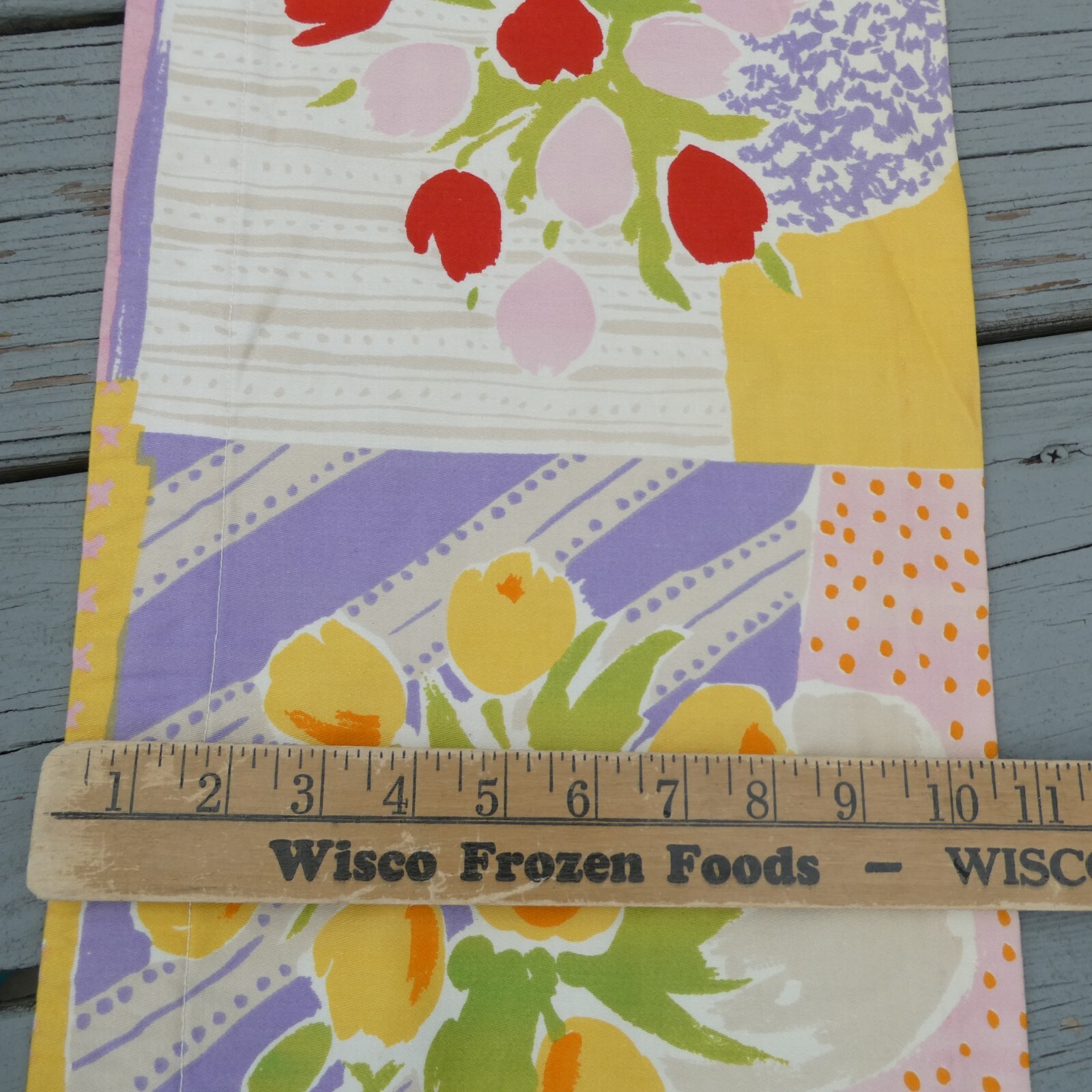 Contemporary Custom Curtains Valence Vase of Tulips Print 10.5 inch Drop 2 Width