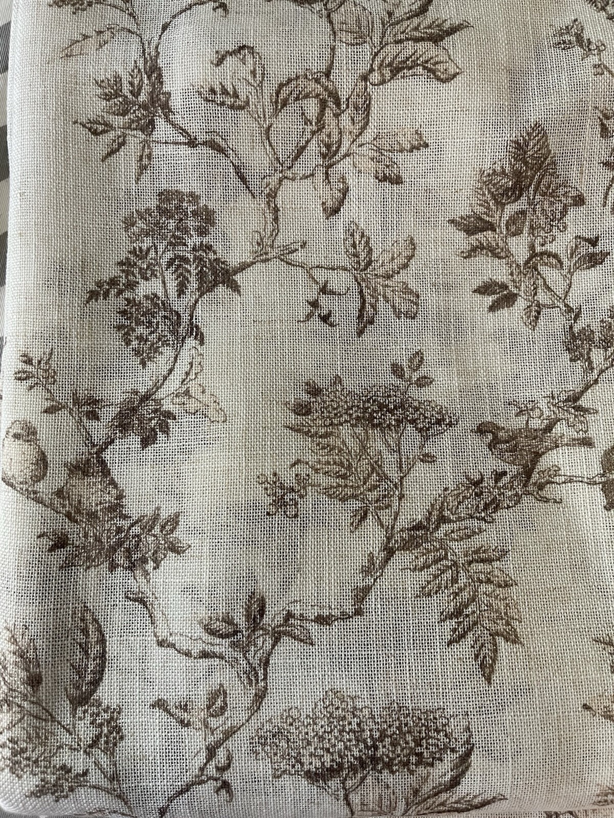 LAURA ASHLEY Birds Meadow Floral Natural Linen Blend Curtain Panel Set NEW 38X96