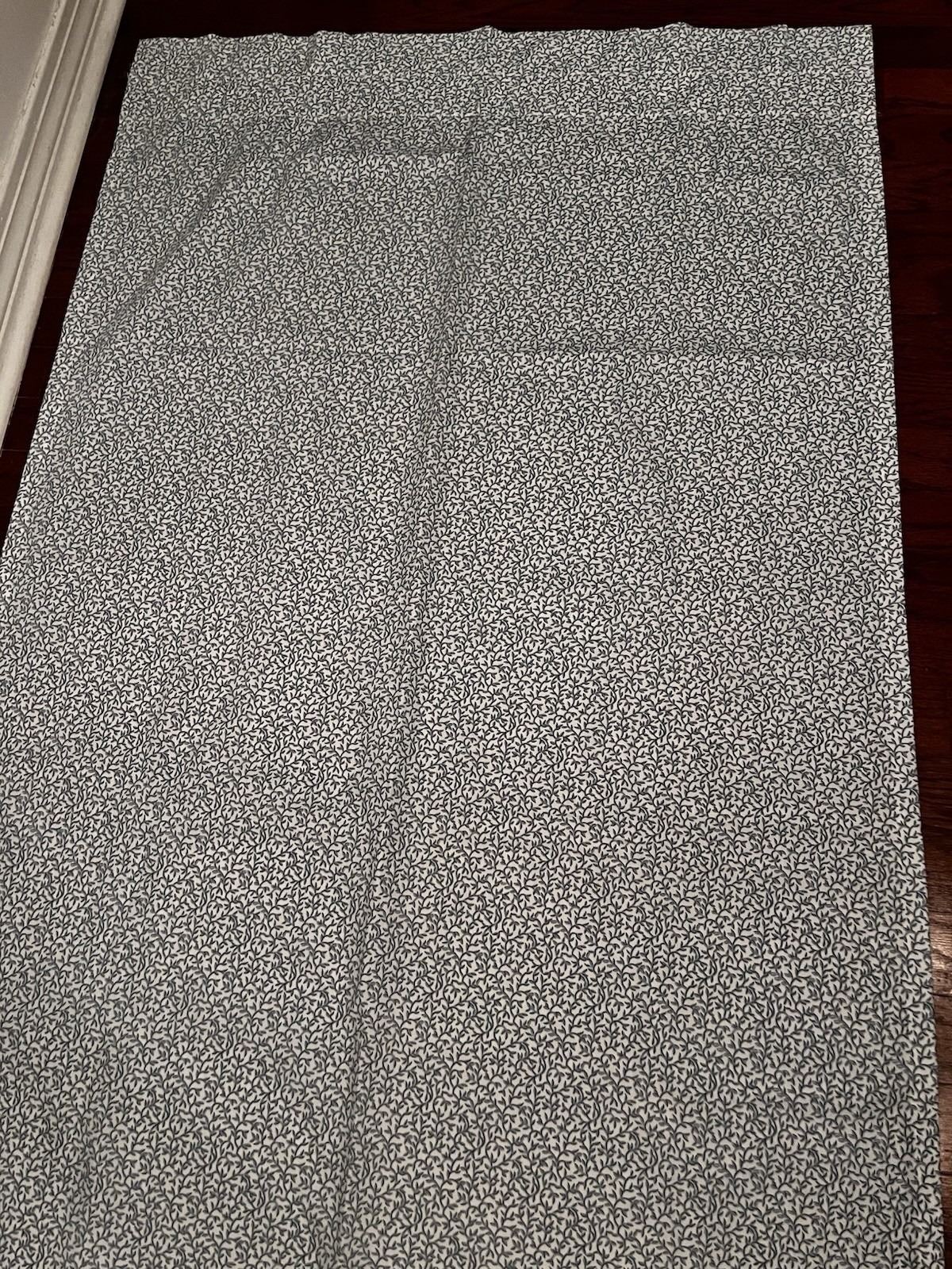 Cotton Vine Leaves Porcelain Blue/White Curtains 41×86 Lined Classic Traditional