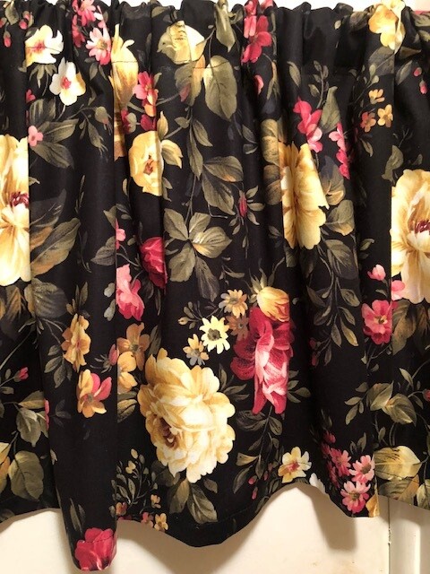 Handmade Black Floral Valance, 41 X 15 INCHES