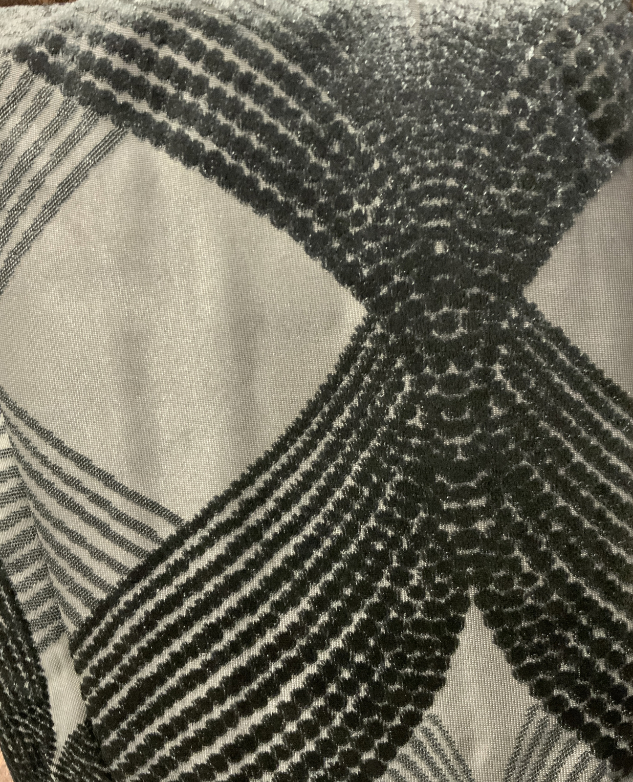 🏯 Bentley Ogee Knitted Jacquard Total Blackout Curtain Panel 84×50 Black🆕