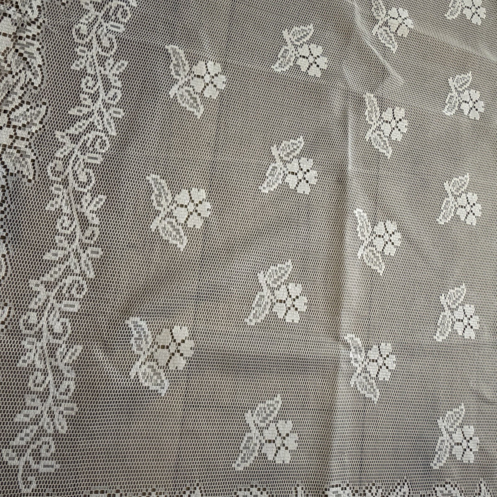 Vtg Lace Panel Pair Curtain W/ Matching Tie Backs USA Made 118”x81” Floral Birds