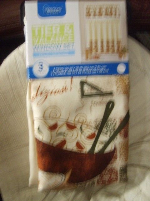 INTERIORS~PASTA BOWL DESIGN~3 PIECE TIER & VALANCE CURTAIN SET~NEW~ROD POCKET