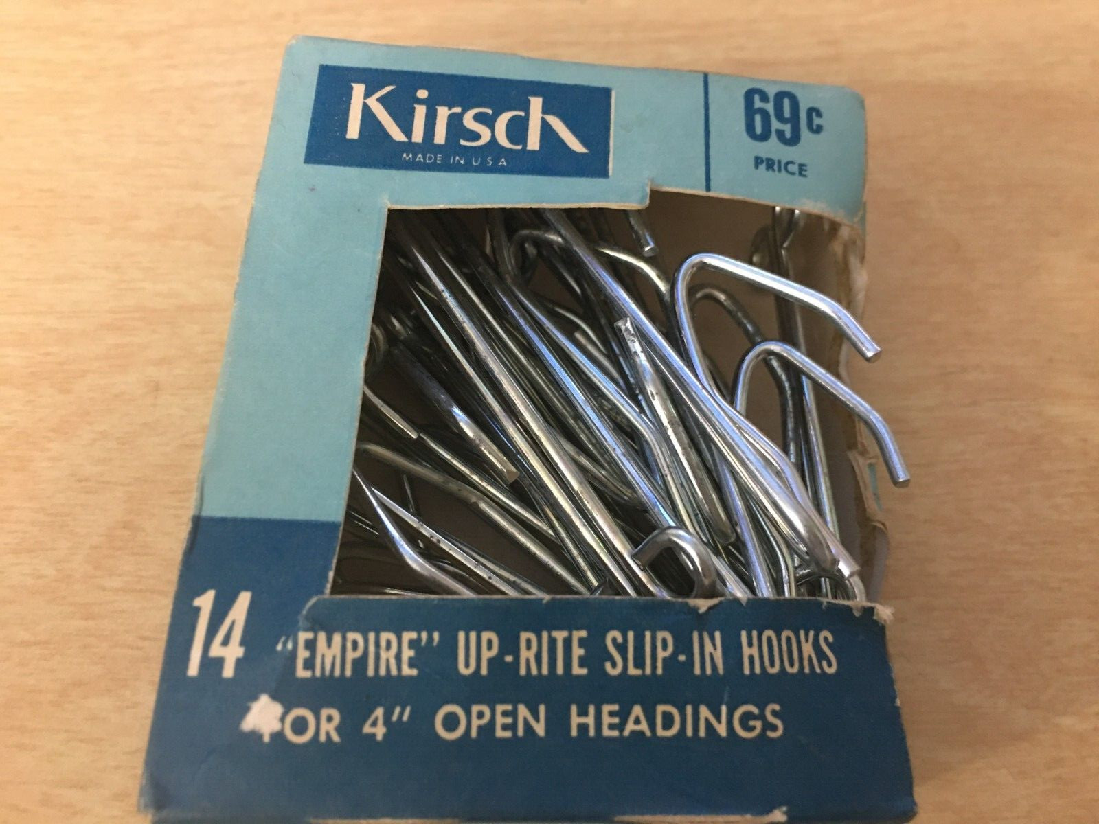 Vintage Kirsch Empire Up-Rite Slip-In Hooks for 4″ OPEN HEADINGS (15 in pack)