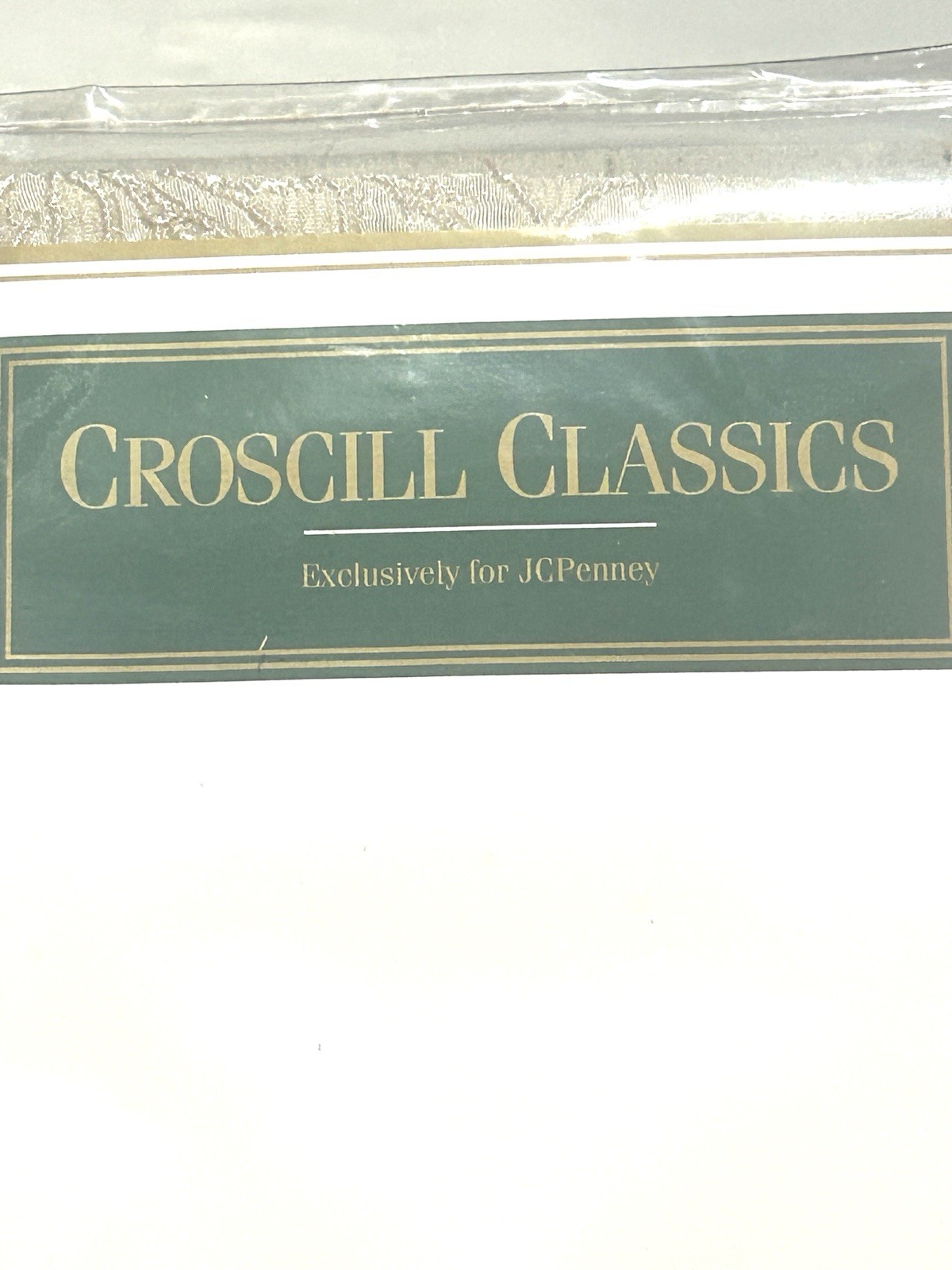 Croscill Classics Chloe Ascot Valance Linen 40” x 25” Tassel Window Treatment B1