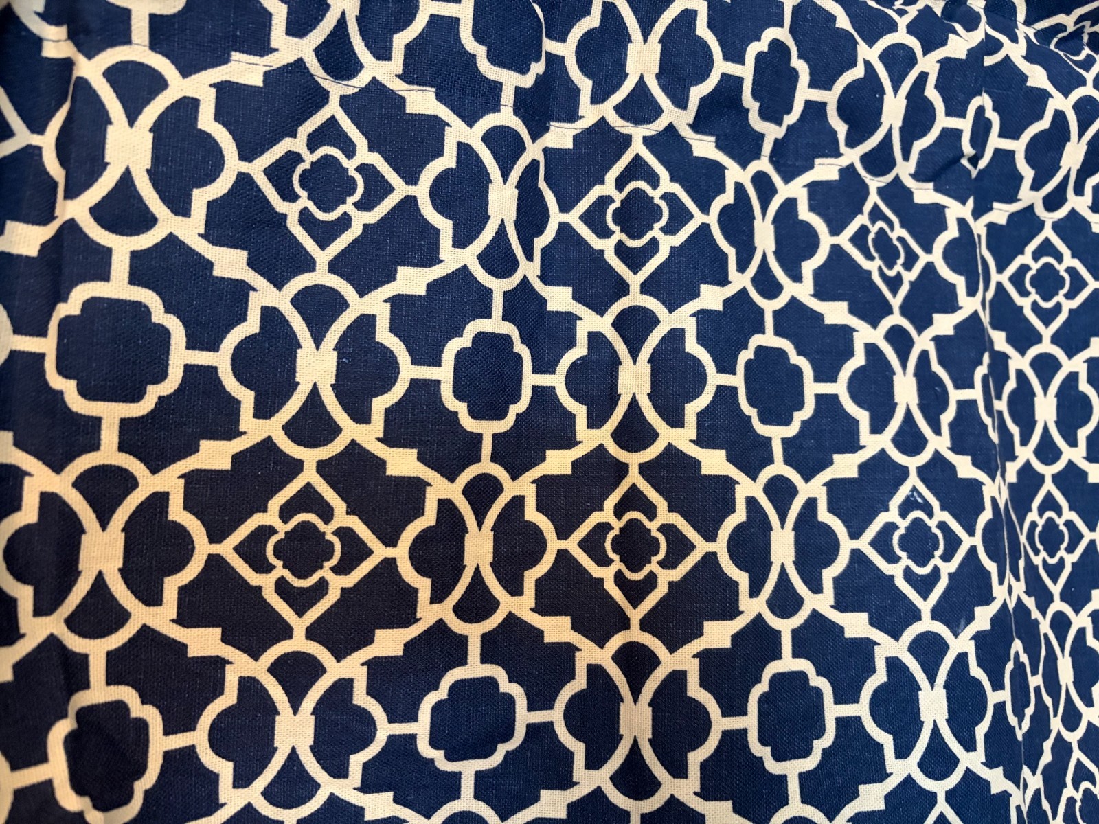 1 Waverly Valance Indigo Blue White Wave Lattice 50 x 18.4 in. Home Classic