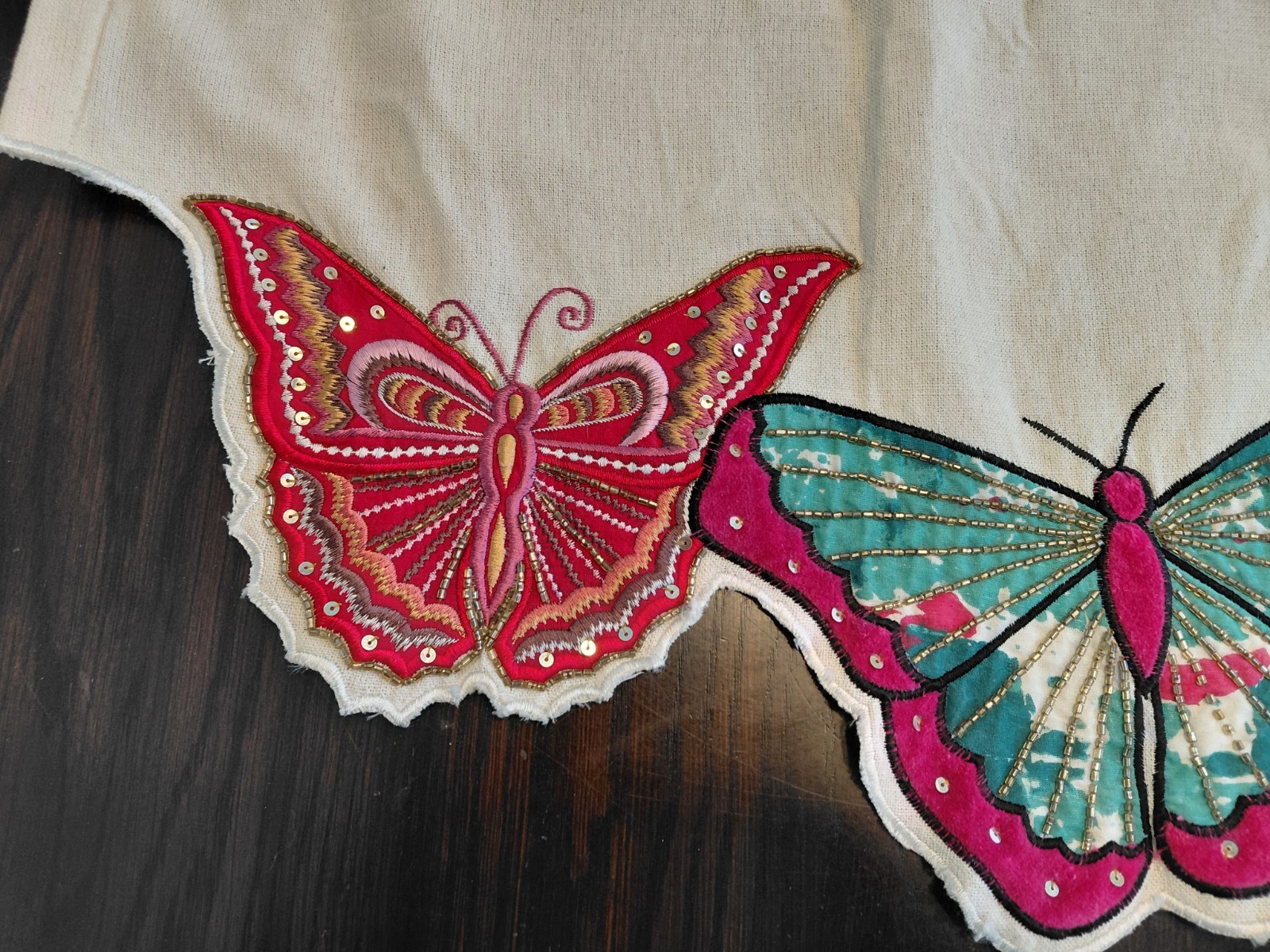 Pier 1 Imports Vintage Sequin Butterflies Valance Ivory 41 1/2″ X 18″