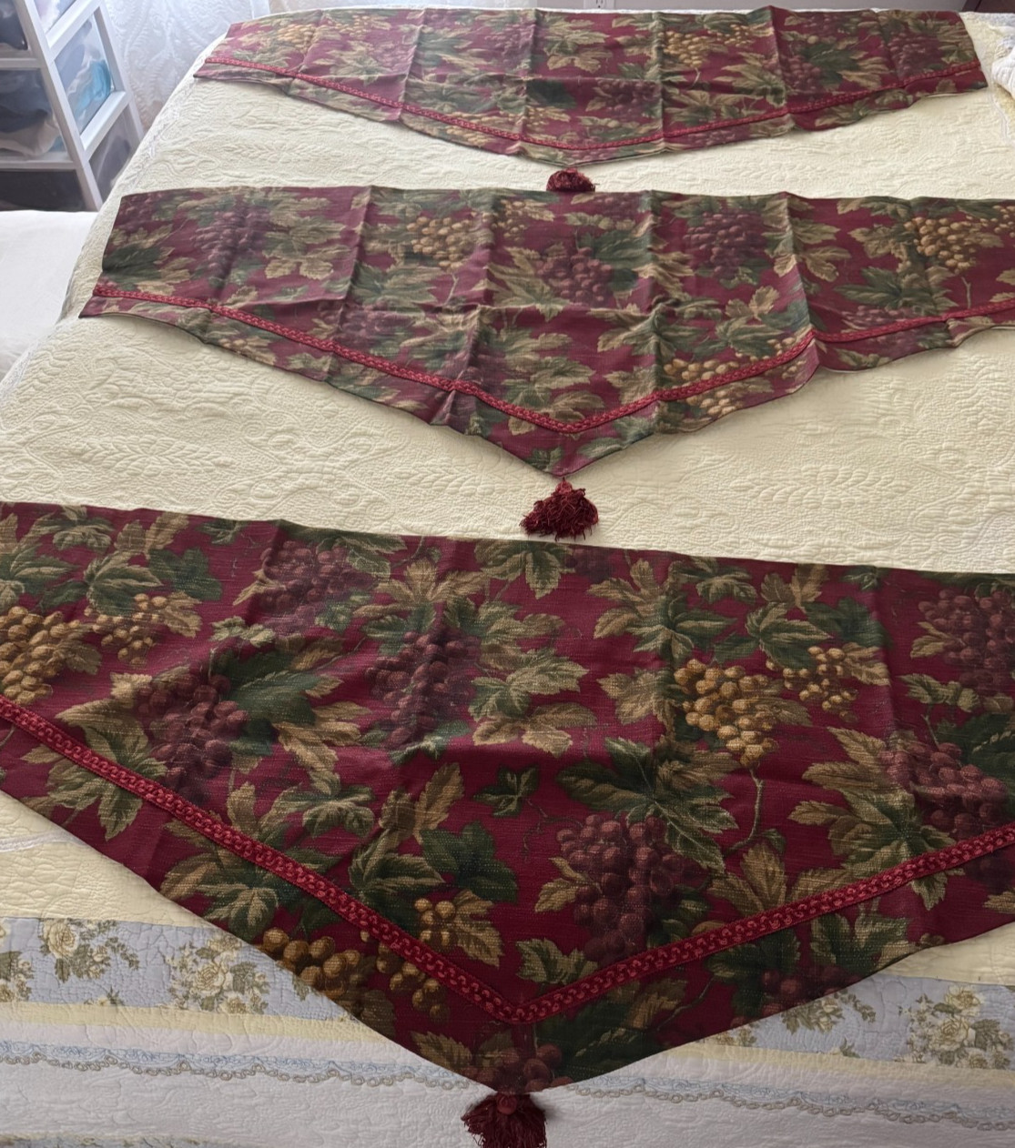 3X Waverly Tapestry Poly/Cotton Curtain Valance Red Floral Scalloped 51″ x 22.5″