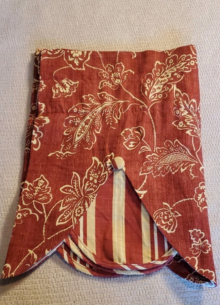 Williamsburg Everard Jacobean Scalloped Valance Red Floral Striped Set Of 3
