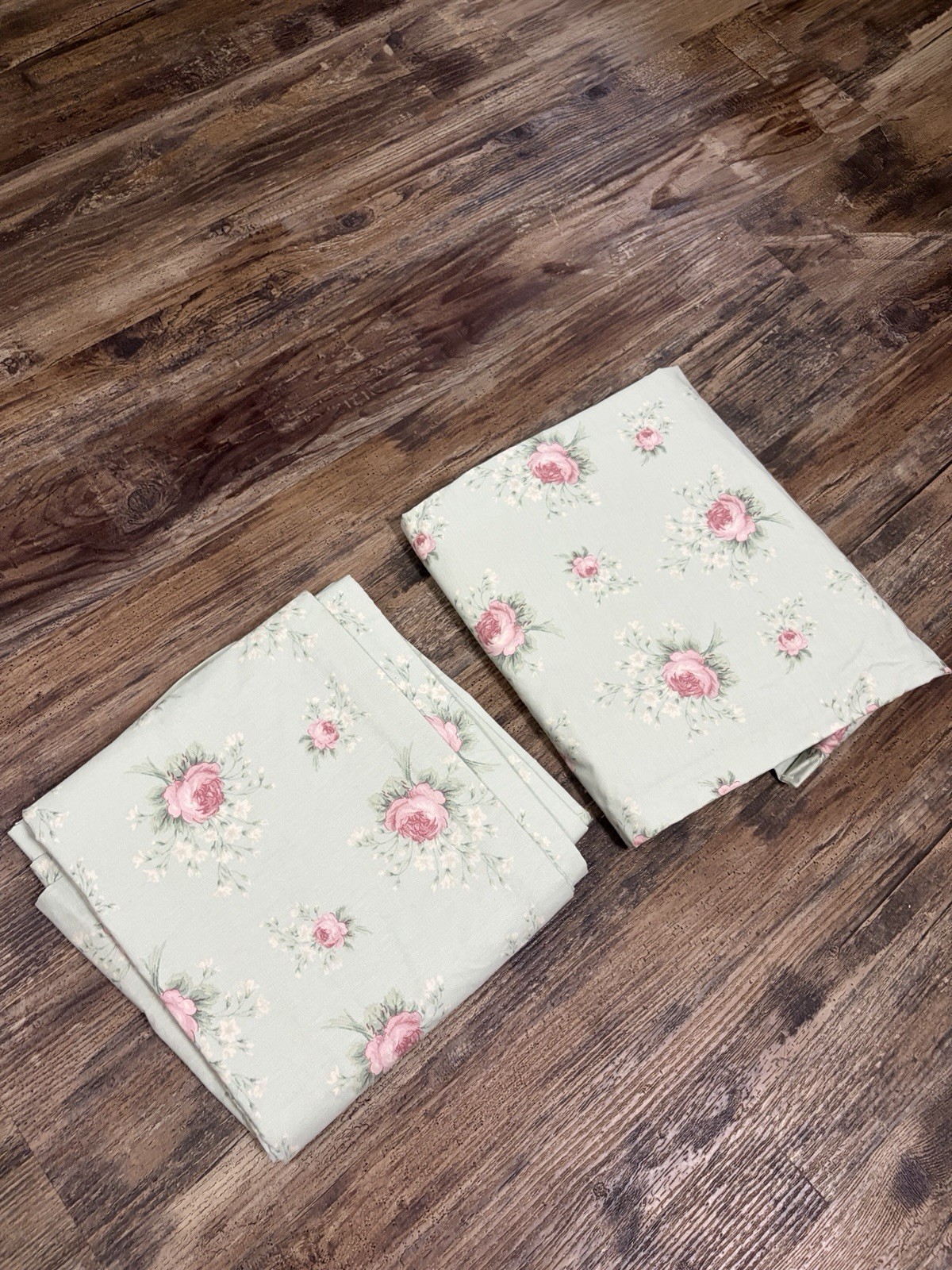 VTG Rare Laura Ashley Rosemoor Green Pink Roses Curtains 86”x39”