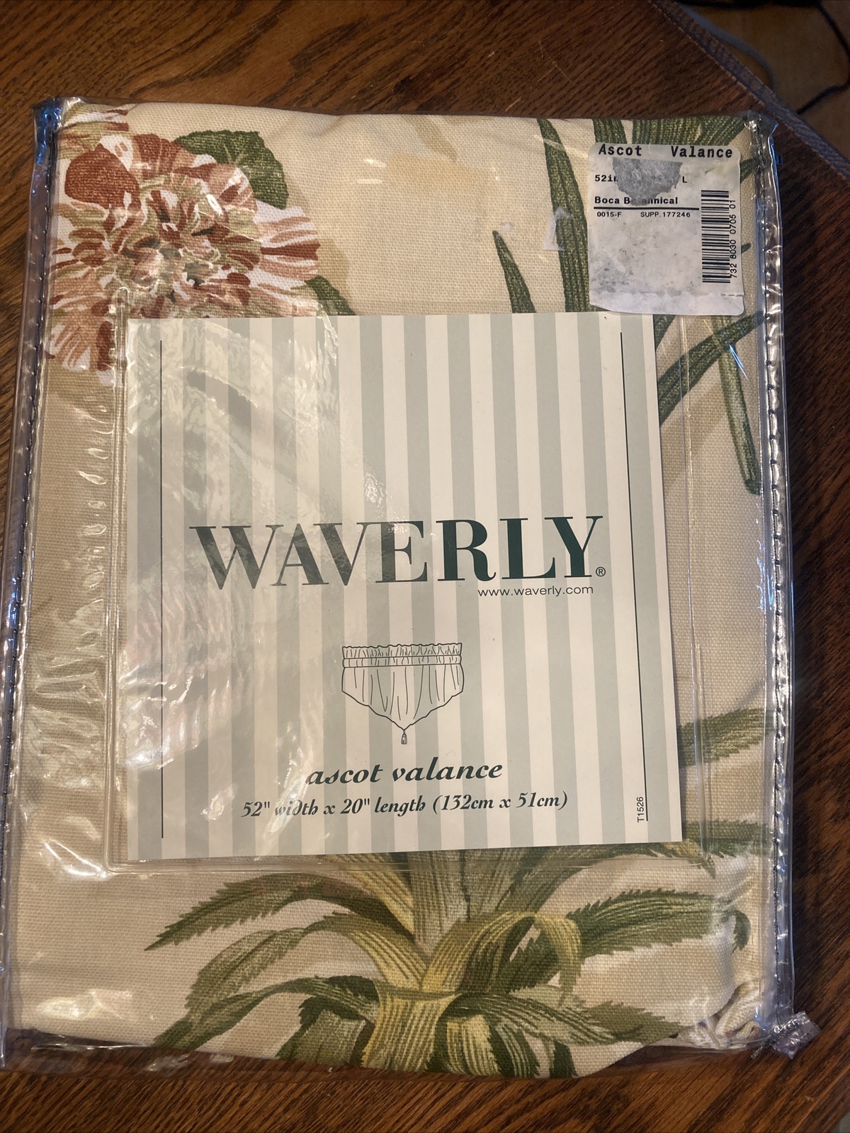 Waverly BOCA BOTANICAL 52″ x 20″ ASCOT VALANCE Flowers Pineapple NEW