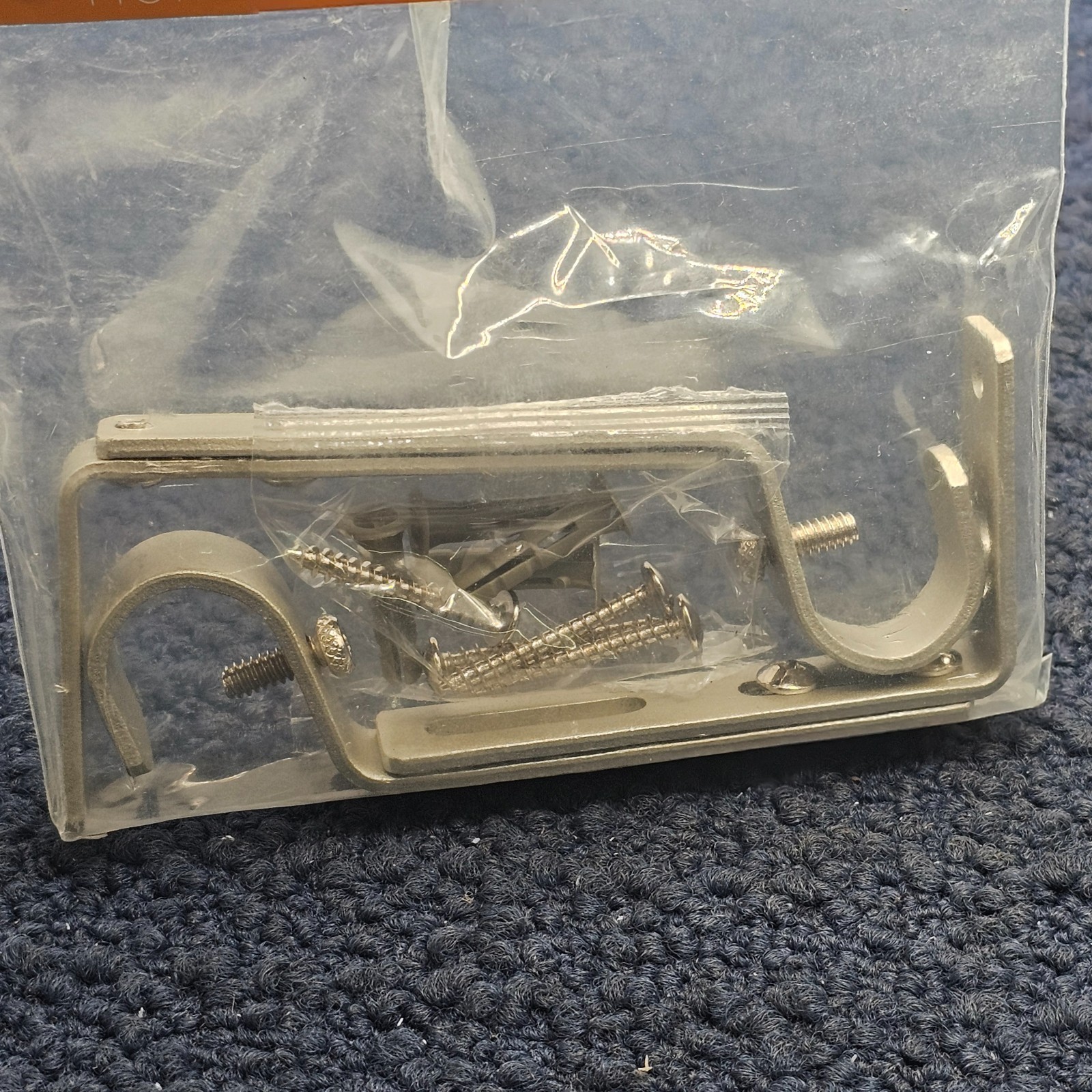 (QTY 6) Kenney KN85293: Adjustable Curtain Brackets, Rods Up to 3/4″