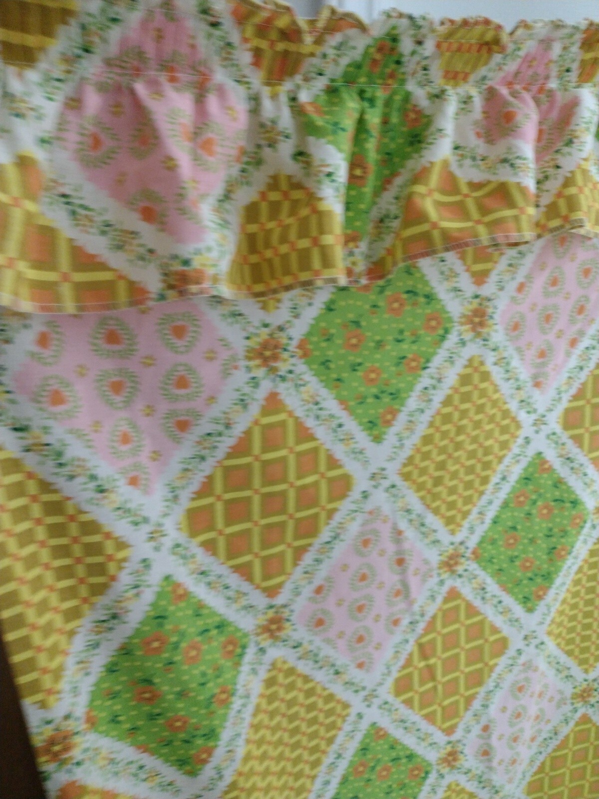 Vintage 1980’s Patch Style Fabric One Curtain Panel Ruffled /Rod Pocket Patches