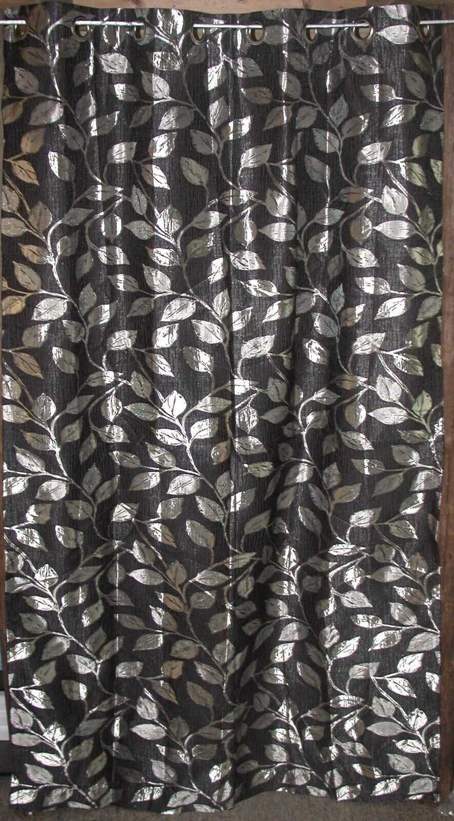 1 Panel Royal Tradn Charlotte Jacquard Drapes 52Wx108L Ea Panel Silver Black NEW