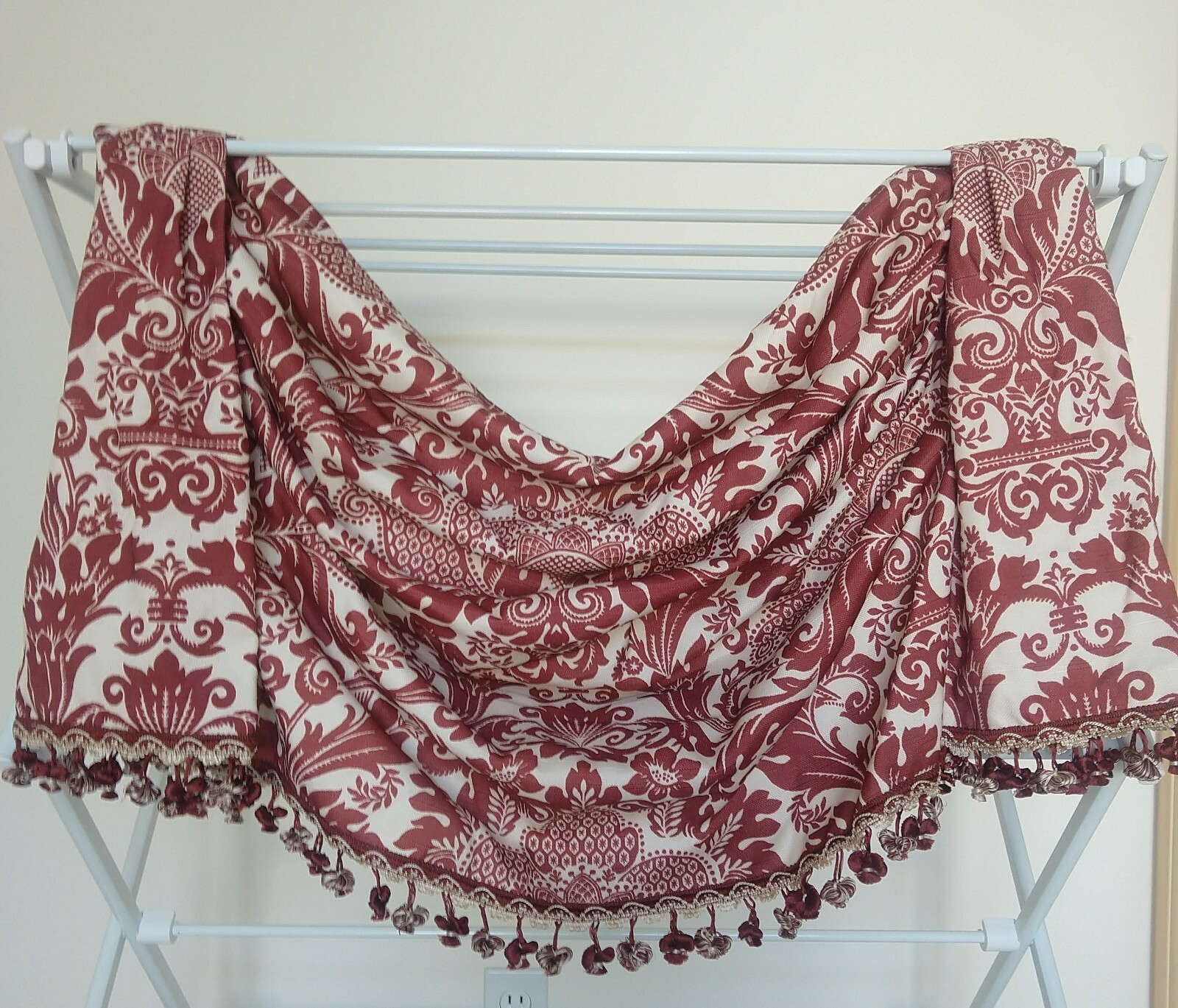Window Valance Swag JCPenney Reddish Brown and Cream New without Package