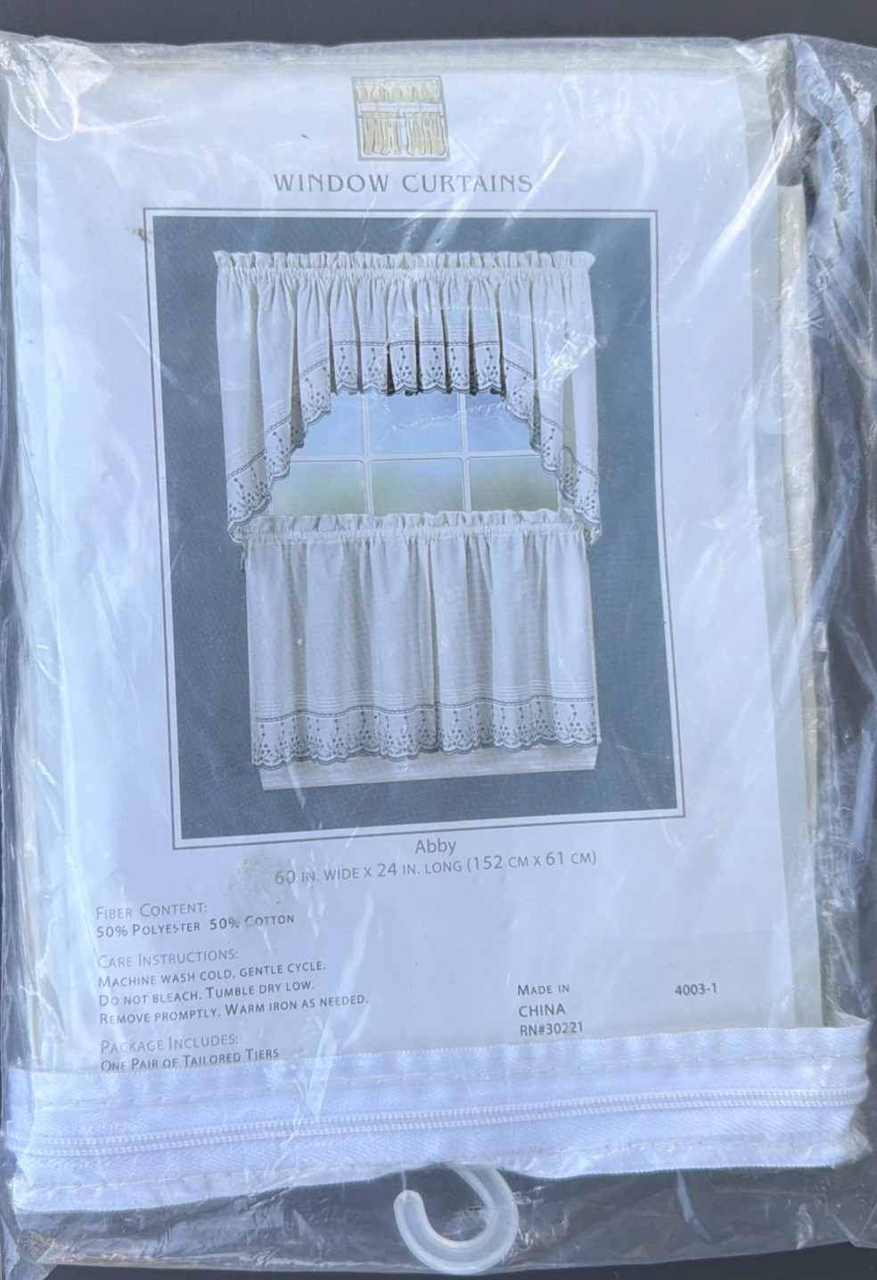 1 PAIR -CHF INDUSTRIES WINDOW CURTAINS ABBY TAILORED TIER PAIR 60” X 24” NIP