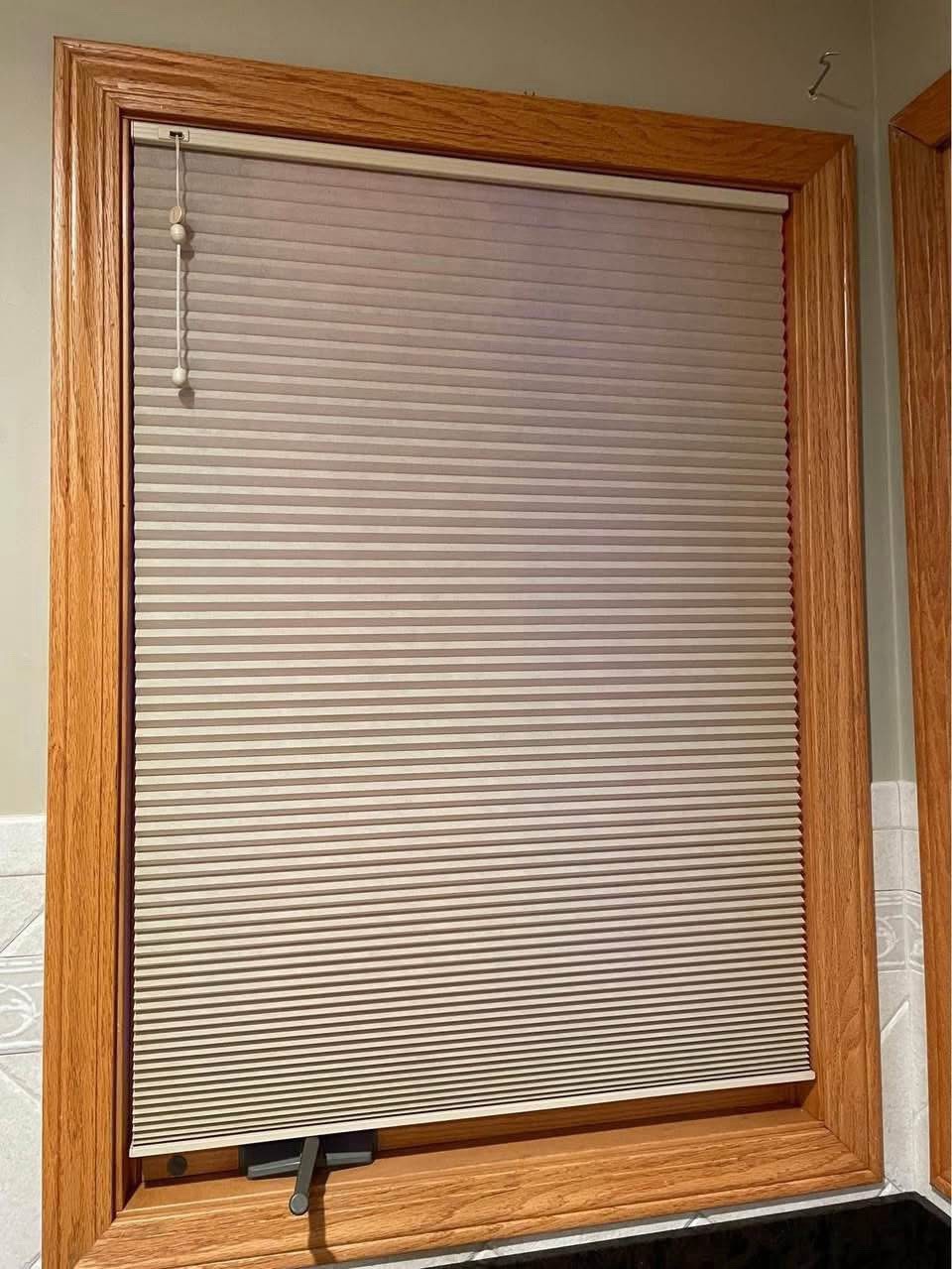 Bali Pleated Shades – 2 Available – Right Control Or Left Control
