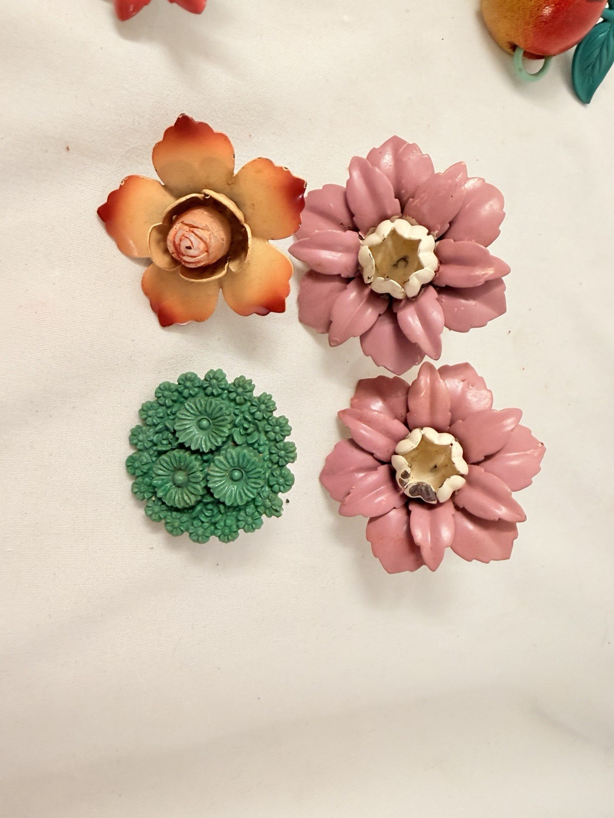 Old Vintage Curtain Drapery Push Pin Tie Backs Metal Lot Floral Flowers Apple