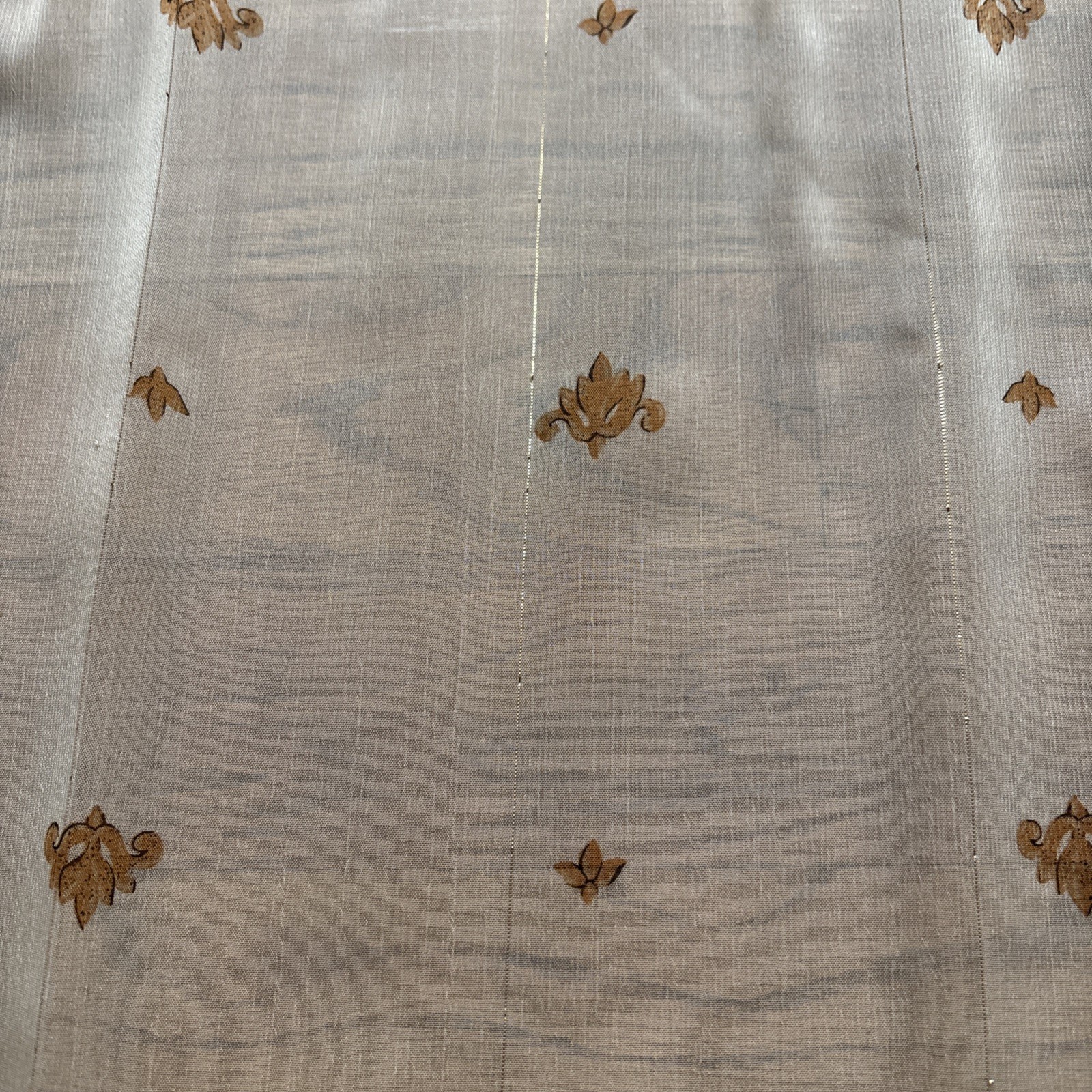 3Pc Set CroscillClassic Empress Sheer: 2-42×89.5 Panels & 1-40×216 Scarf Valance