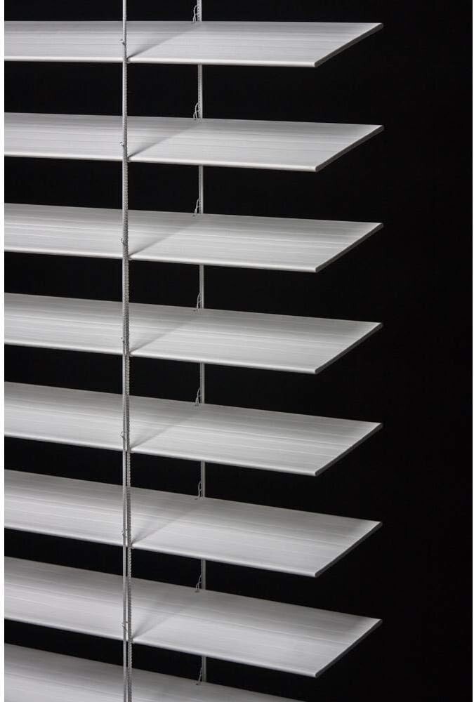Decorators White Cordless Room Darkening 2 ” Faux Wood Blind 59″x64″ 2 PACK