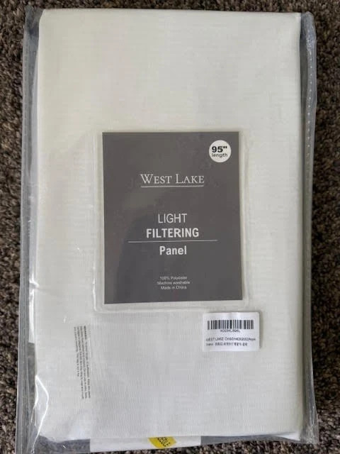 West Lake Light Filtering Panel 95×40 Pinch Pleated w/hooks – NEW