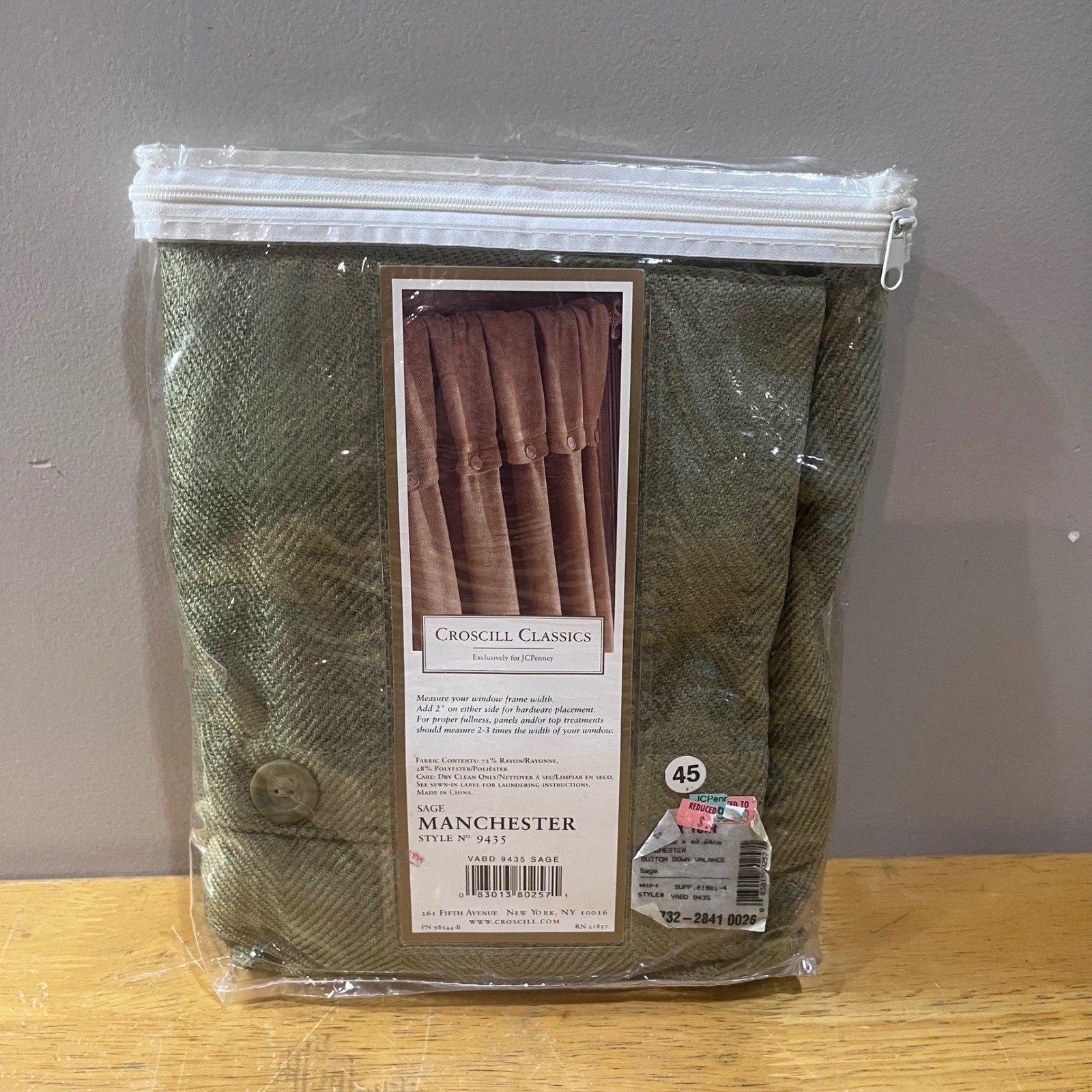 Croscill Classics Manchester Sage Green Herringbone Button Down Valance 44×16
