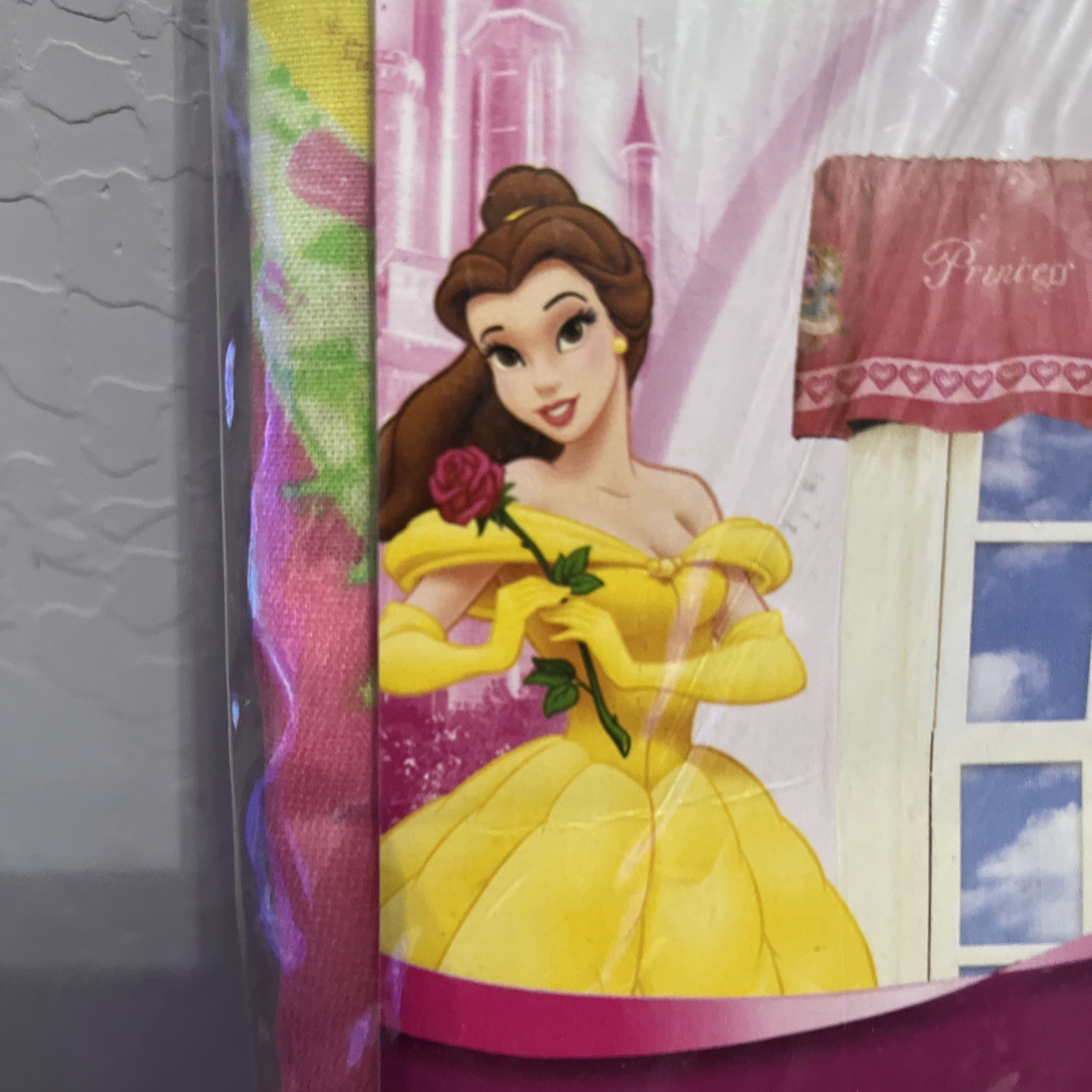 Disney Princess Cotton Blend VALANCE 5 PRINCESSES Repeat Pink Background Sealed