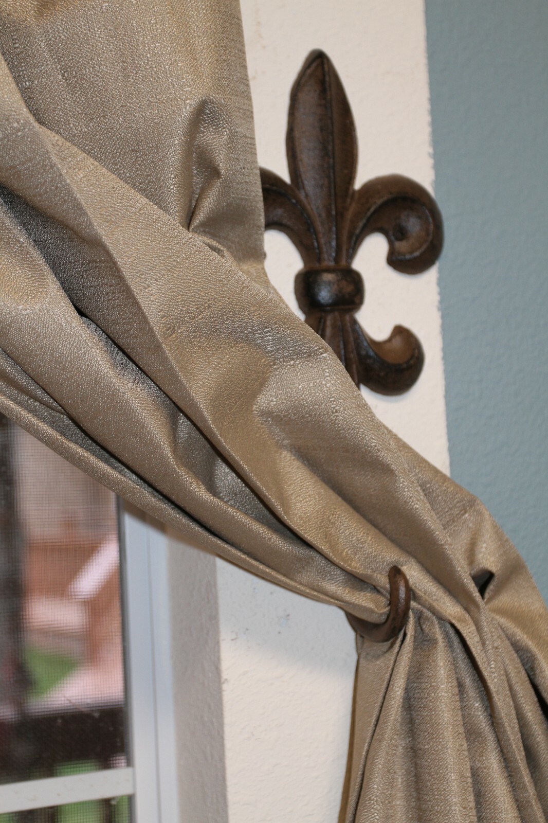 Extra Large Fleur De Lis Curtain Hold-Backs / Tie Backs Cast Iron, F-9b