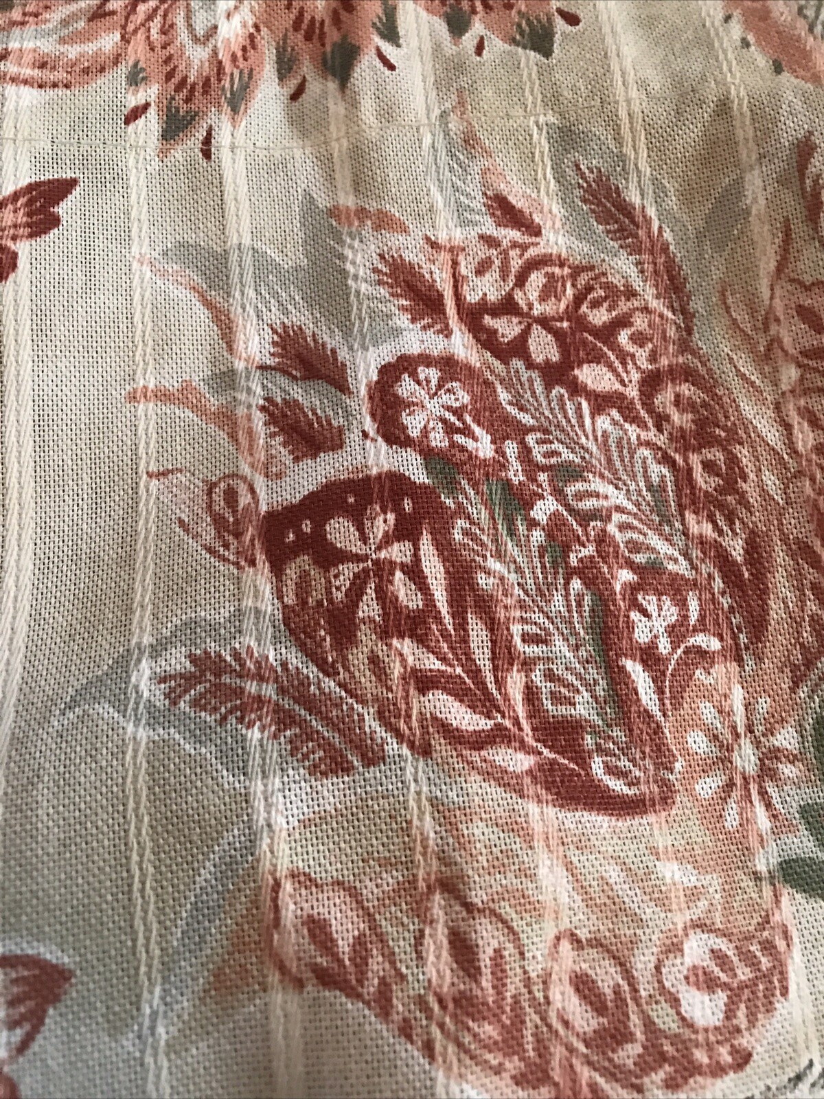 Traditions By Waverly FLORAL MEDALLION Orange Brown Valance 50”x17” (1) Wavy