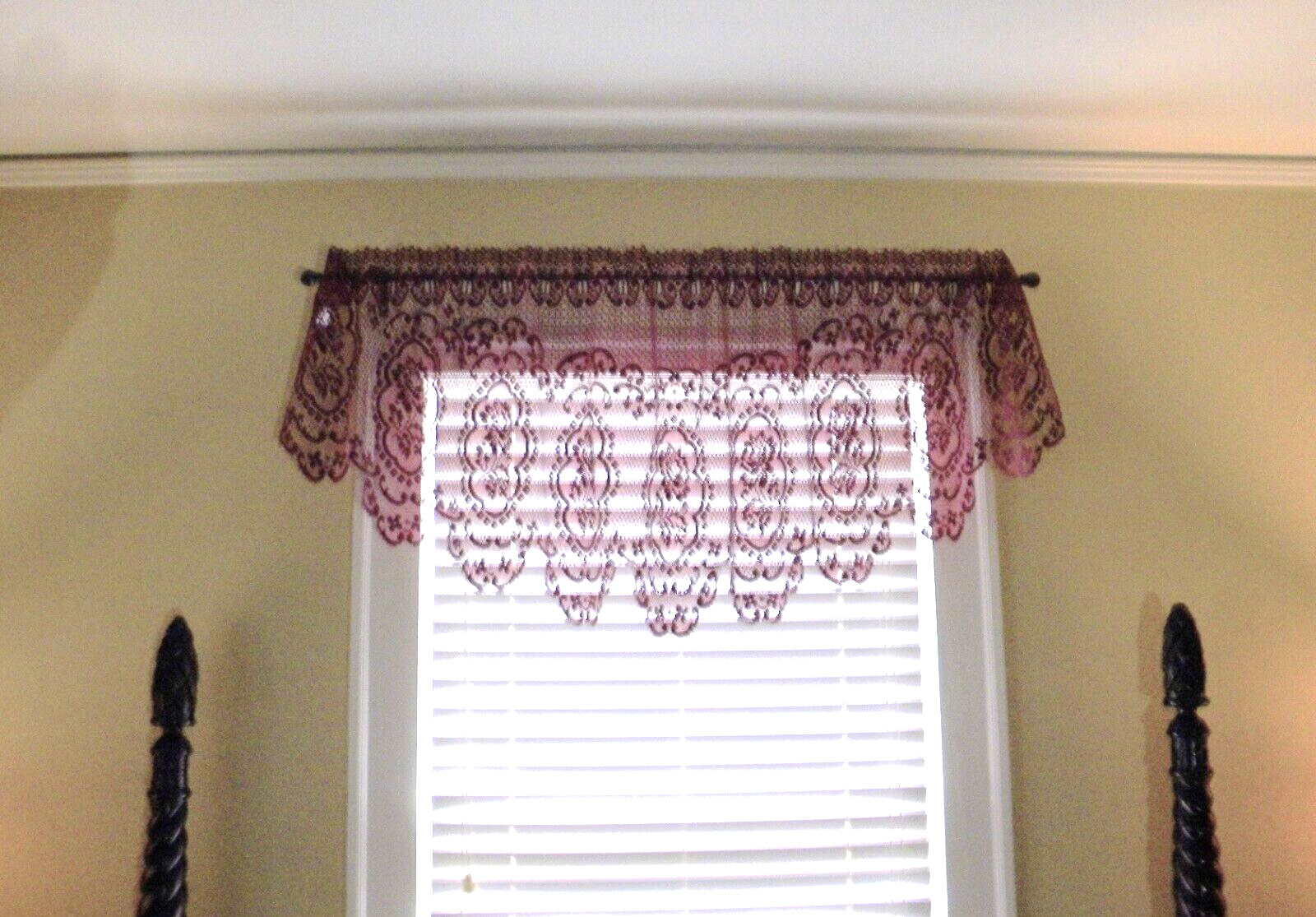 Discontinued Heritage Lace Cameo Rose 60″ x 24″ Burgundy Festoon Window Valance