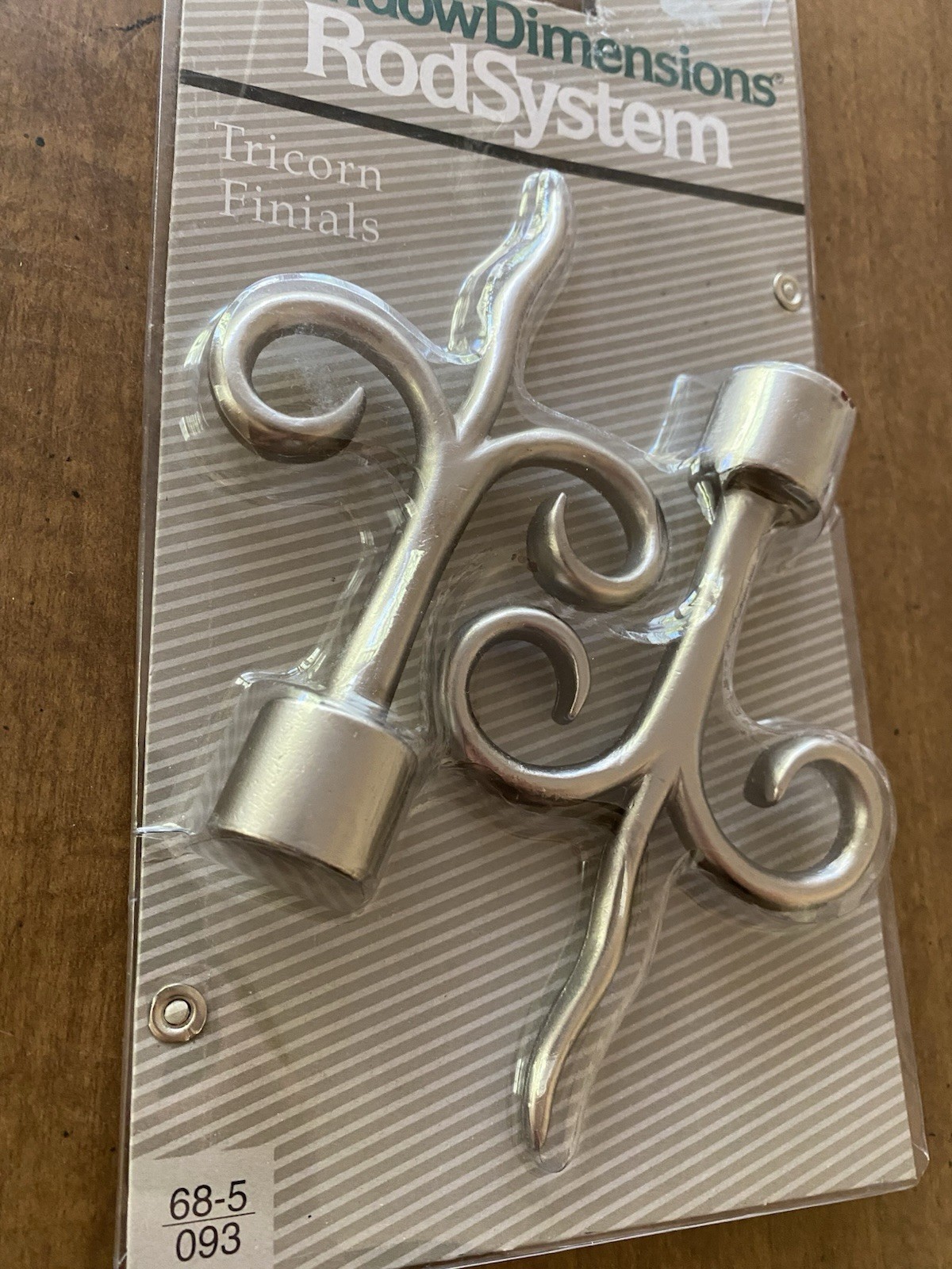 WINDOW DIMENSIONS Rod System 2 Tricorn Finials Silver tone 1/2″ – 5/8″ NOS