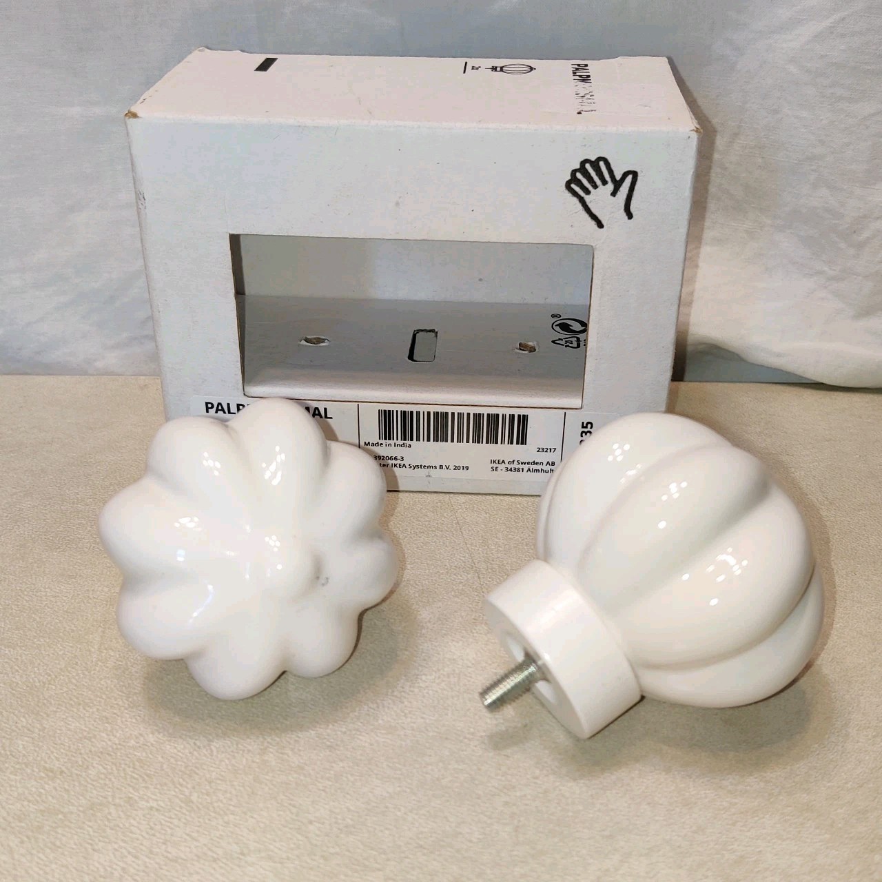 Ikea PALPMOSSMAL Pair of White Curtain Rod Finials Ceramic 305.493.66 Set of 2