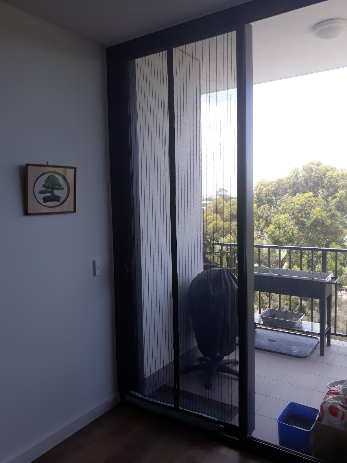 Bug Mesh Magnetic Insect Screens – 120cm wide x 250cm high Mosquito & Fly