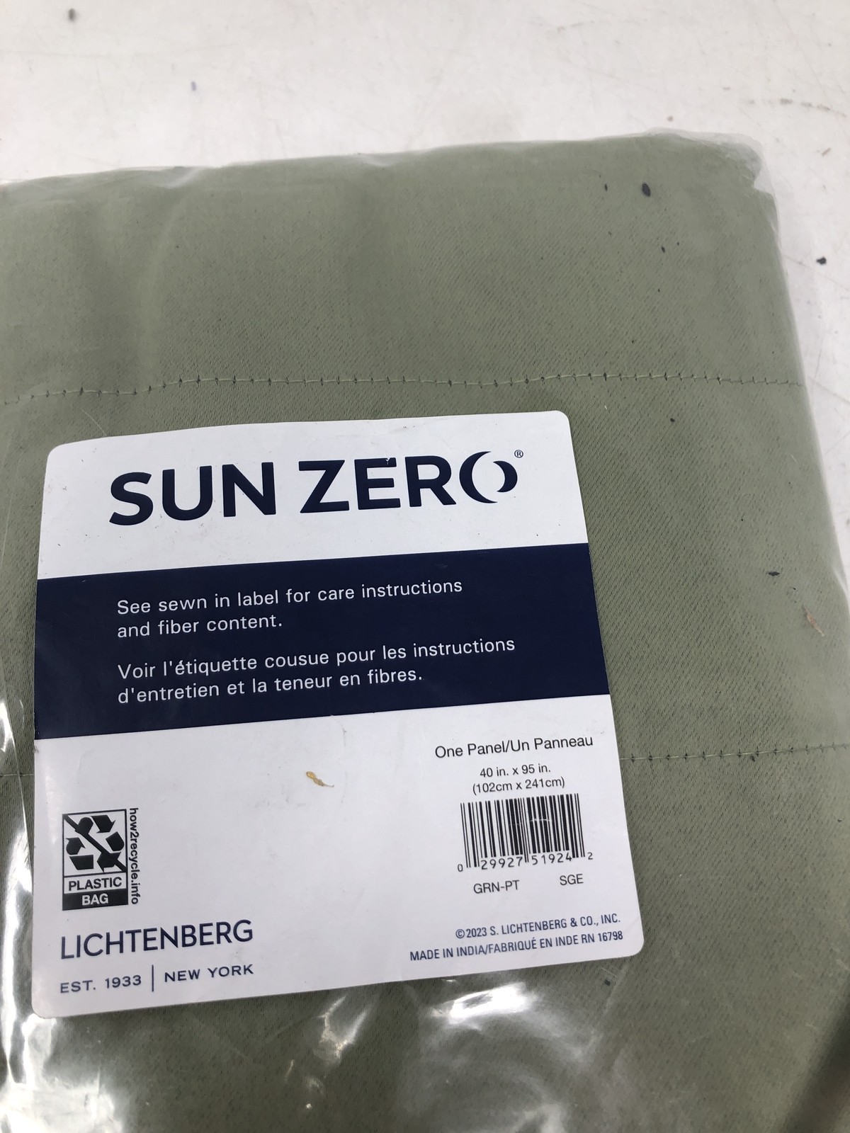 Sun Zero Easton Energy Saving Blackout Curtain Panel,40″ x 95″,Sage Green