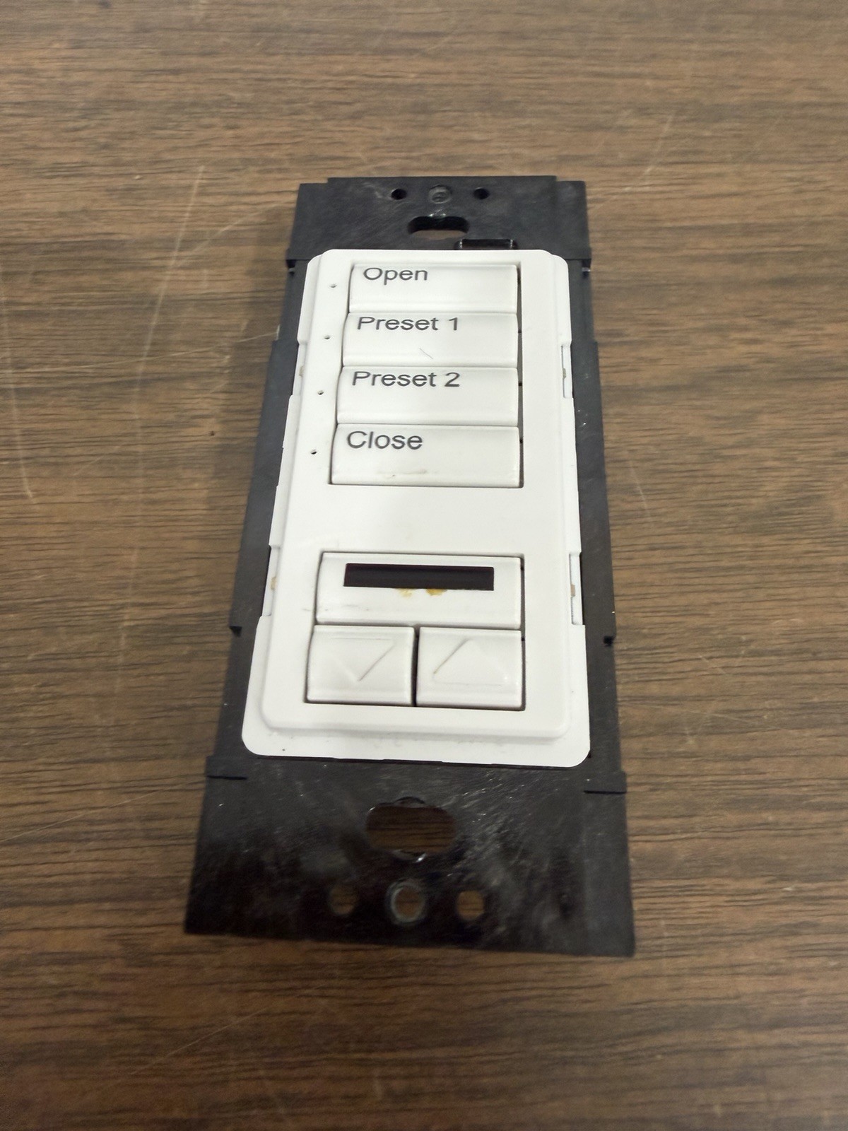 Lutron Sivoia QED SQD-4EI-WH-E01 Used Conditions , Works