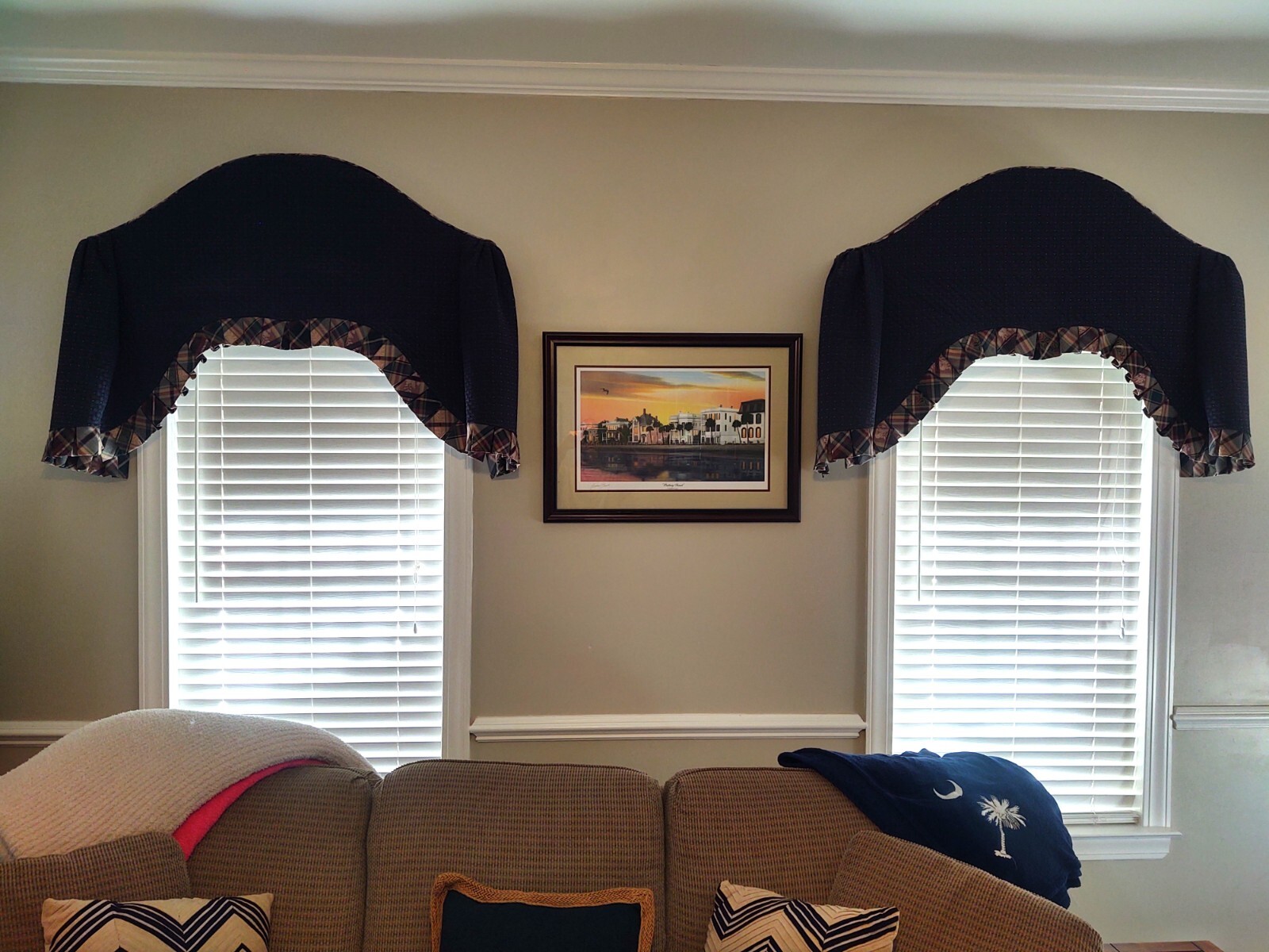 Custom Window Cornice Valence/Arch Top/Navy w/Plaid Trim/by Ross Originals *EUC*