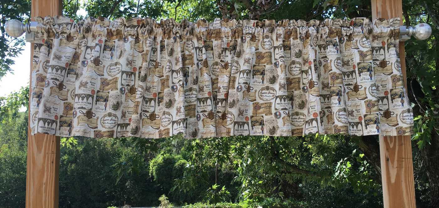 Wine Bottle Labels Valance Vineyard Grapes Window Curtain Topper