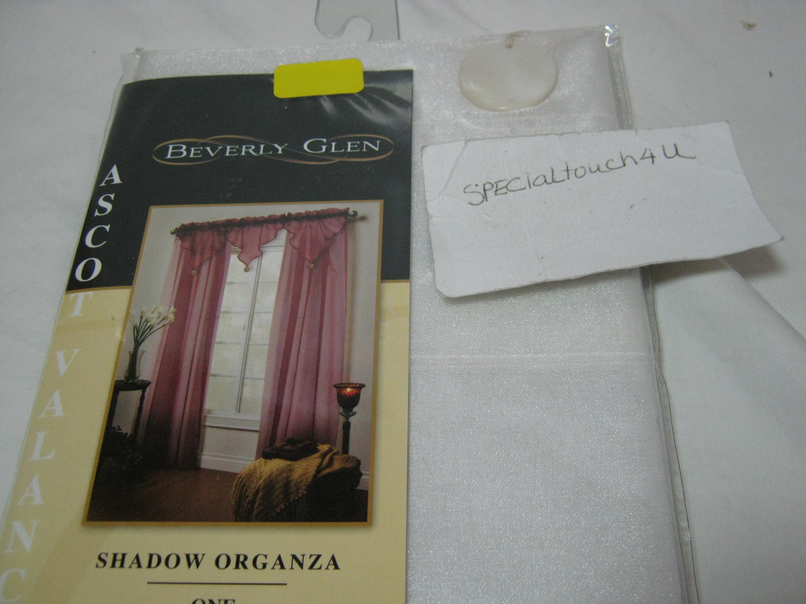New Beverly Glen White Shadow Organza Ascot Window Valance 40×20.5 NIP