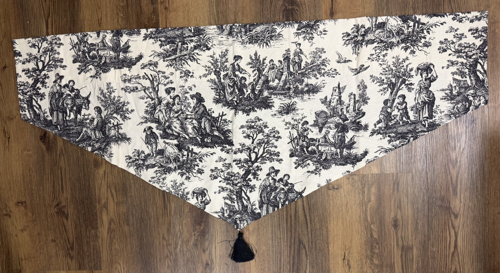 Waverly Country Life Toile Valances Ascot Beige Black Set of 3