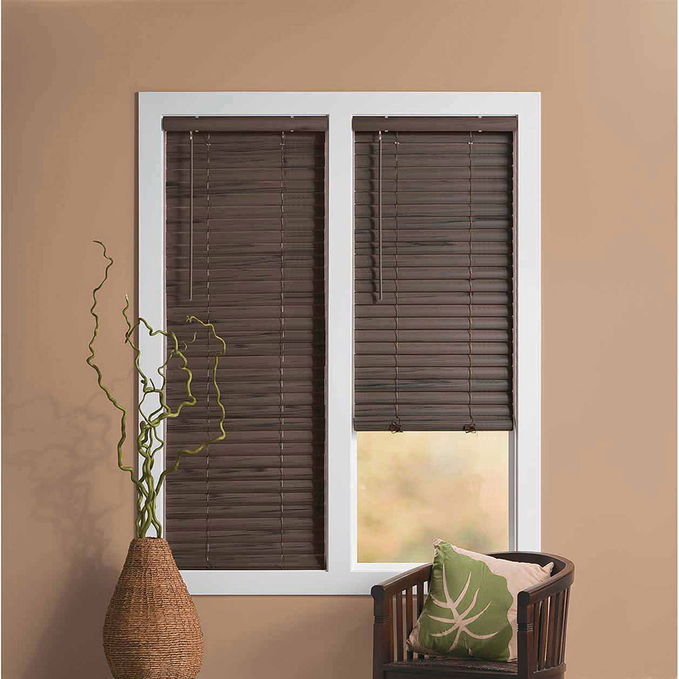 Achim Home Furnishing Cordless GII Luna 2″ Slat Mahogany Venetian Window Blinds