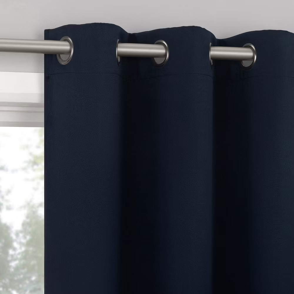 Sun Zero 2pc 40″x72″ Sheridan 100% Blackout Magnetic Closure Grommet