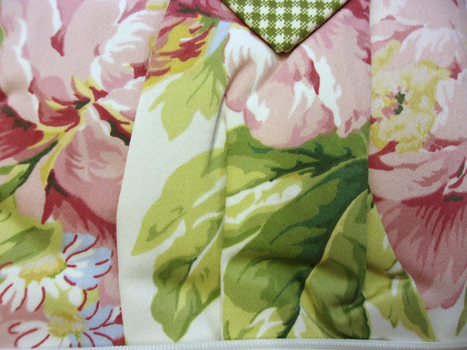 Waverly Home Classics Valance “Clarissa Valance” 42 x 21 x 6 in, New in Package