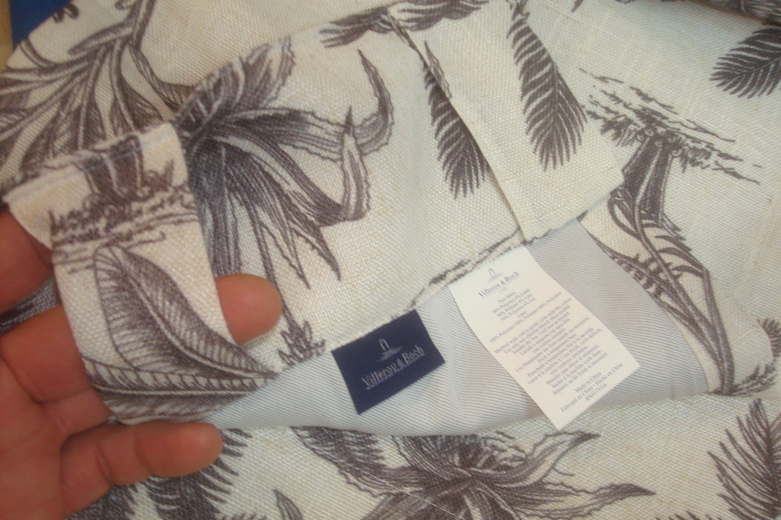 NWT Villeroy Boch Window Curtain Panels Lined 2 pc Jungle Toile Black out 84″ lg
